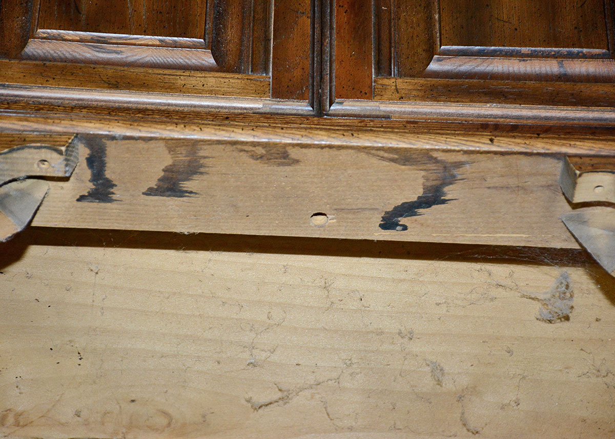 Mid 20th Century Traditional Night Stand by American Drew