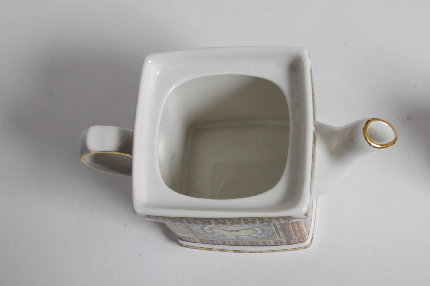 James Sadler "Big Ben" Teapot