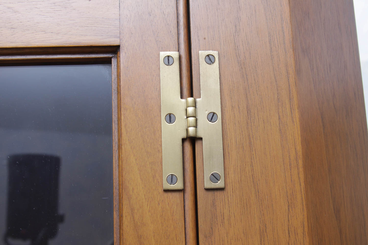 Solid Wood Corner Cabinet