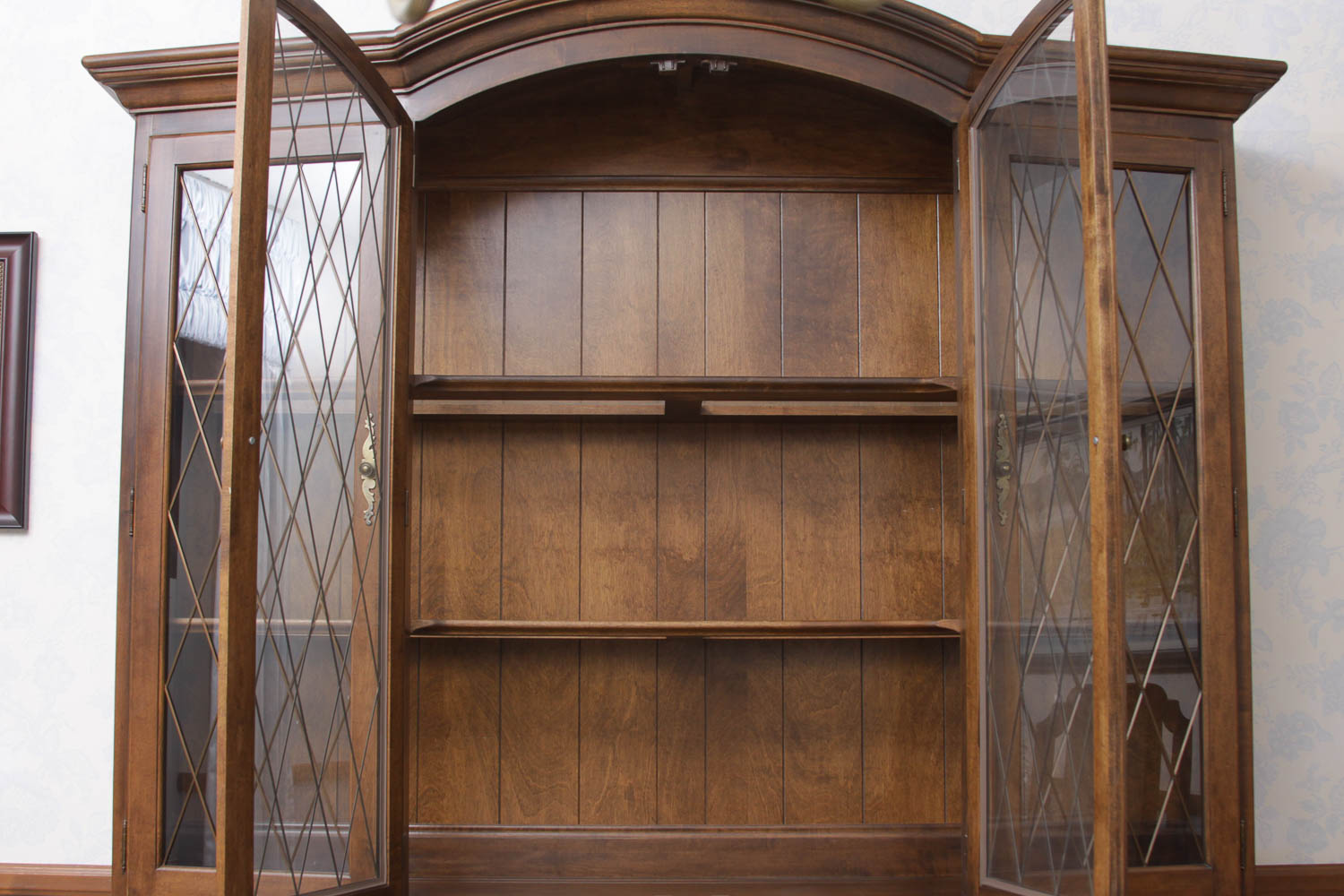 Ethan Allen Buffet Hutch with Drawers