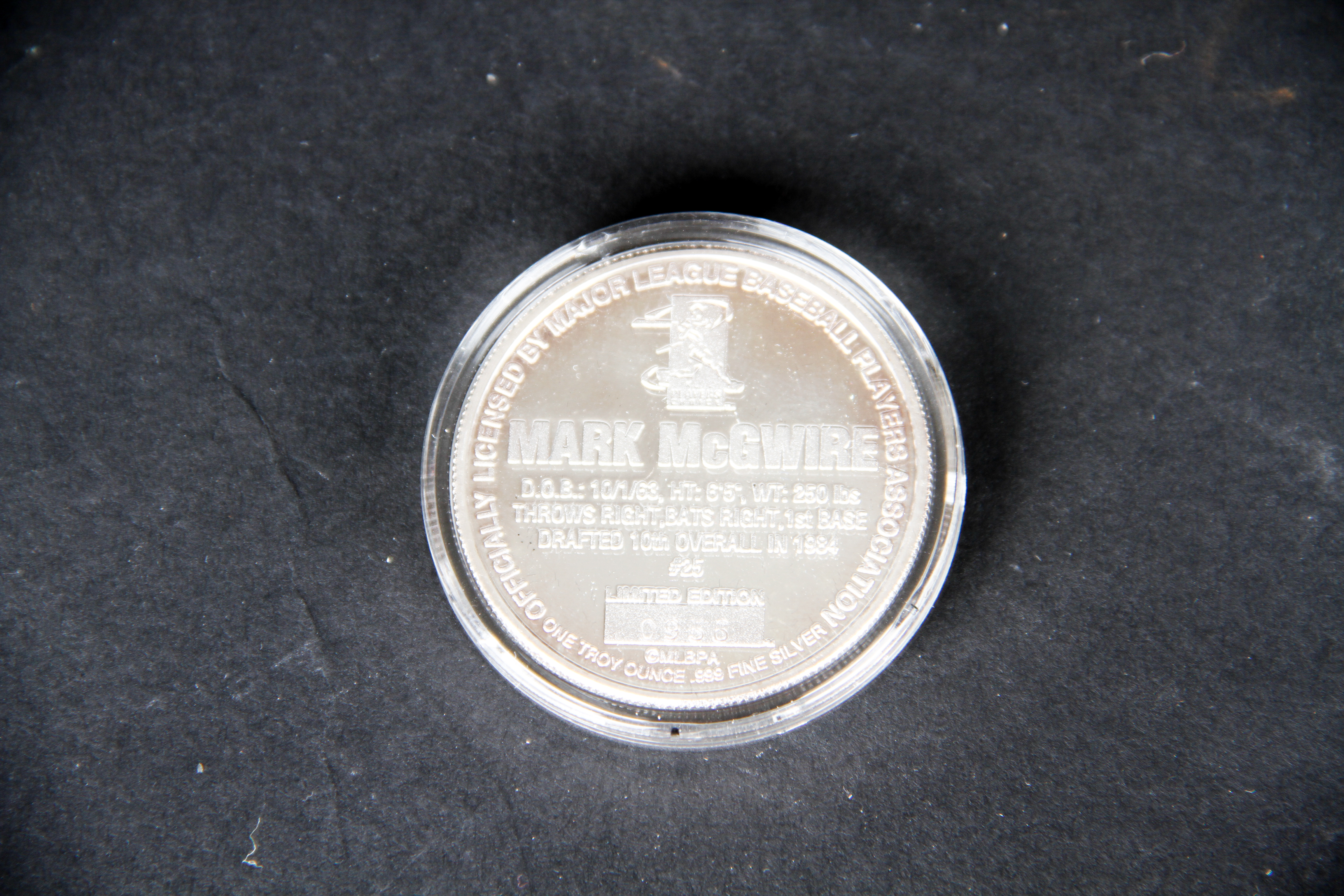Mark McGwire .999 Fine Silver Round