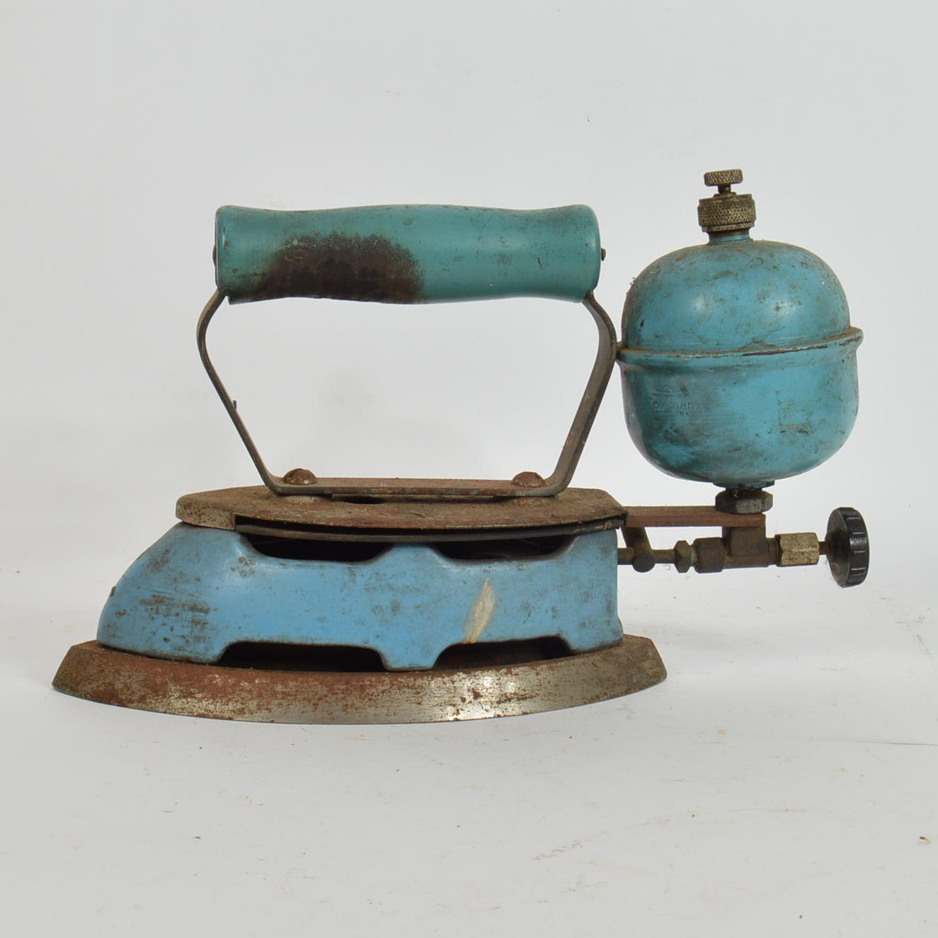Vintage Coleman Kerosene Blue Steam Iron