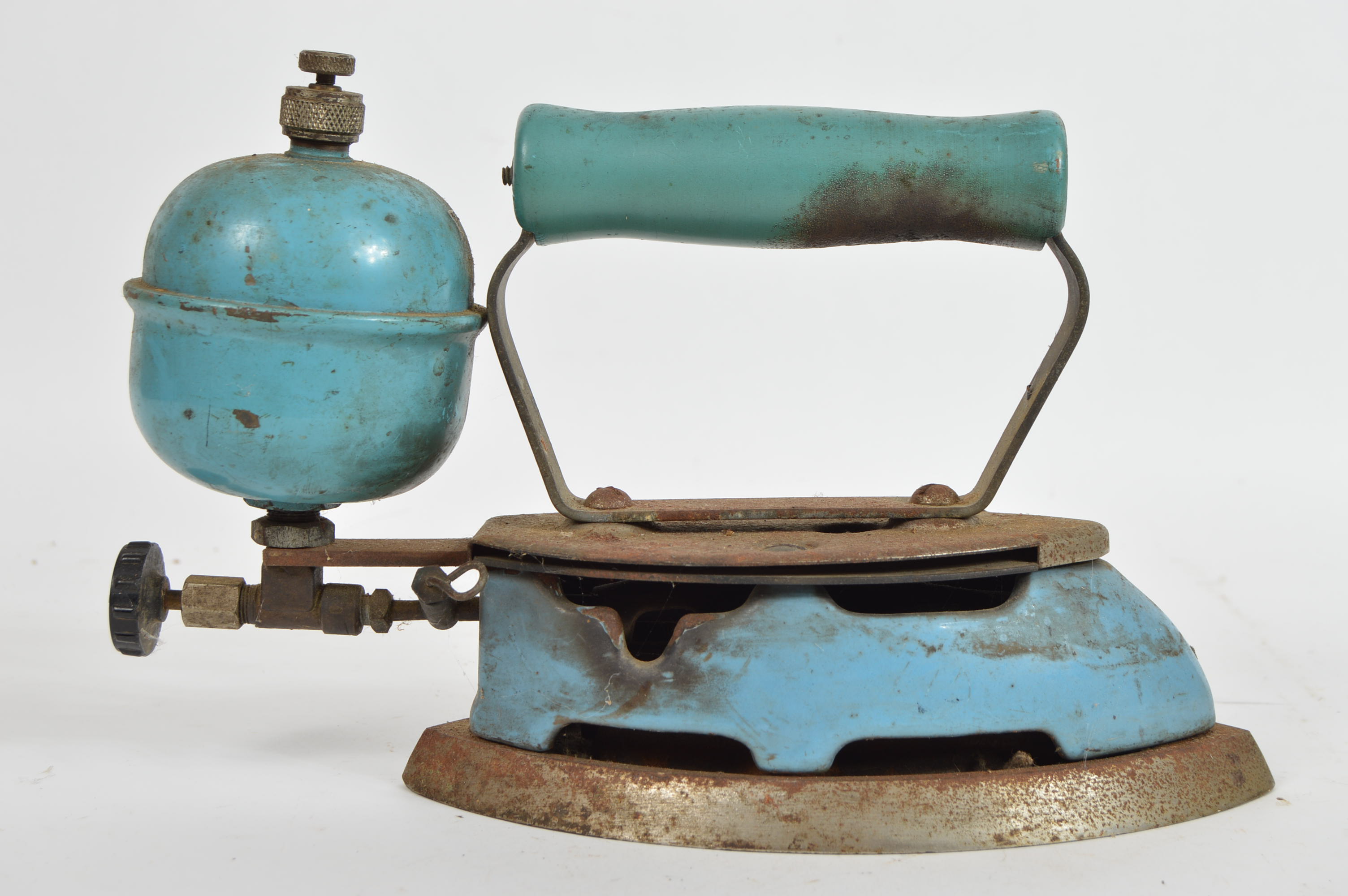 Vintage Coleman Kerosene Blue Steam Iron