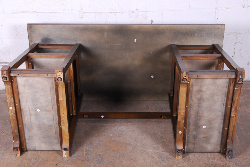 Contemporary Minimalist Desk