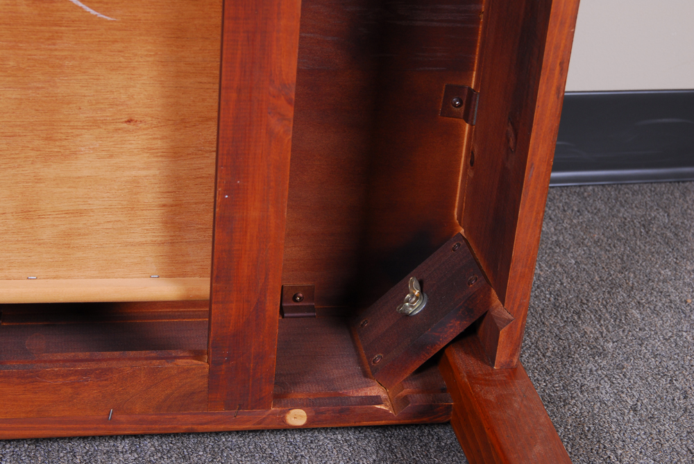 Ethan Allen Pine Side Table