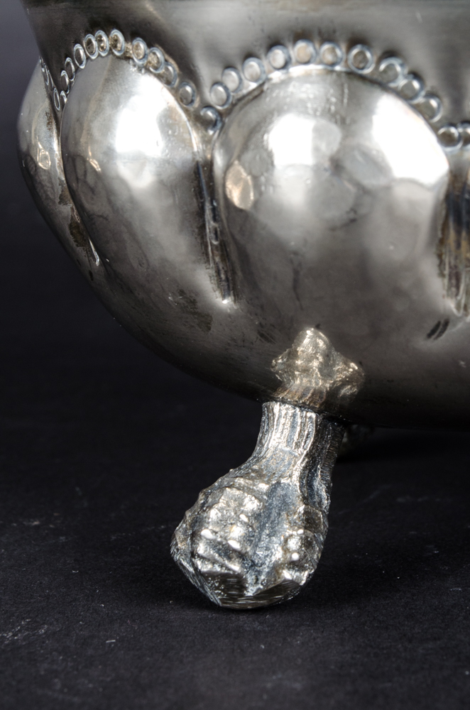 Vintage Footed Esrog Box