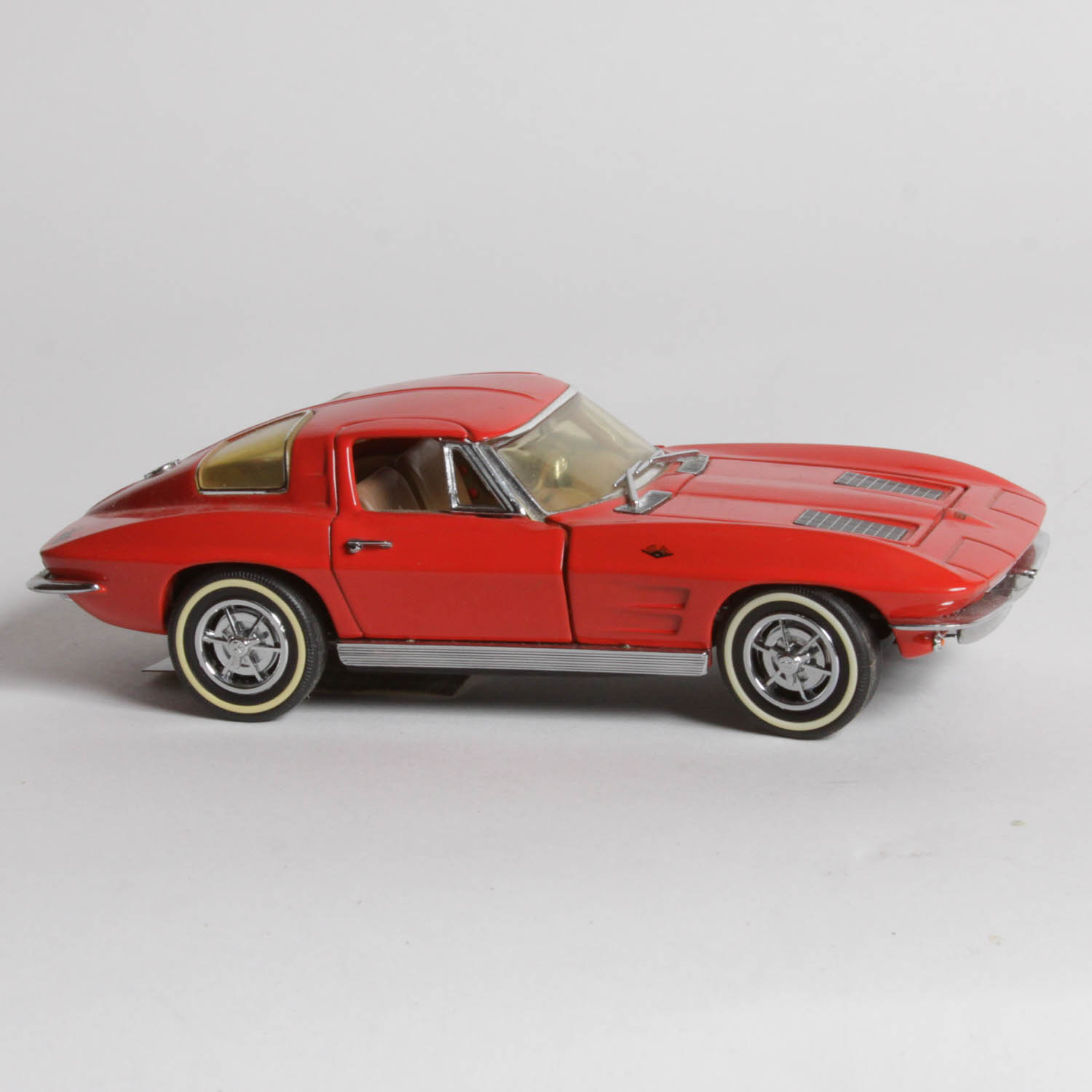 1963 Chevrolet Corvette Franklin Mint Model Car