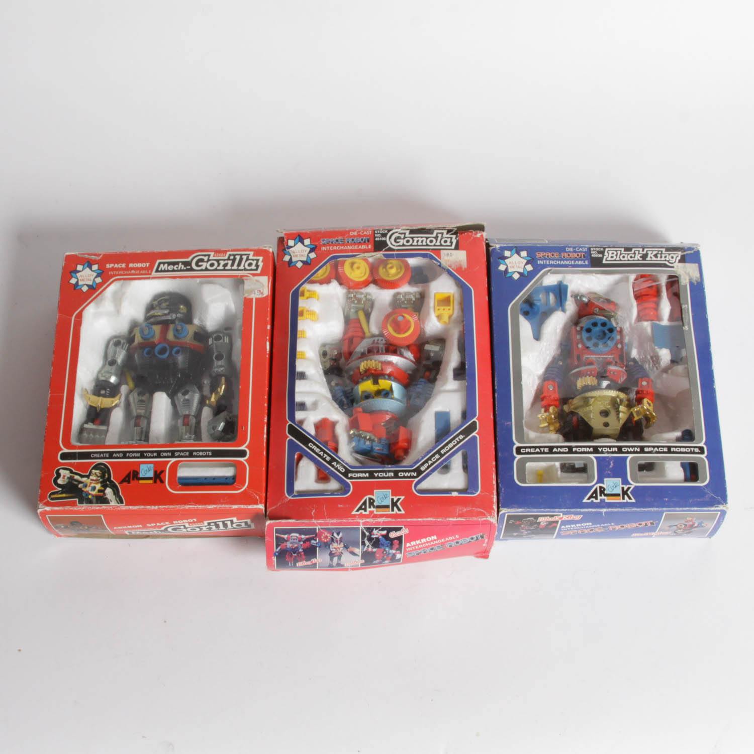 Arkron Robot Toy Trio