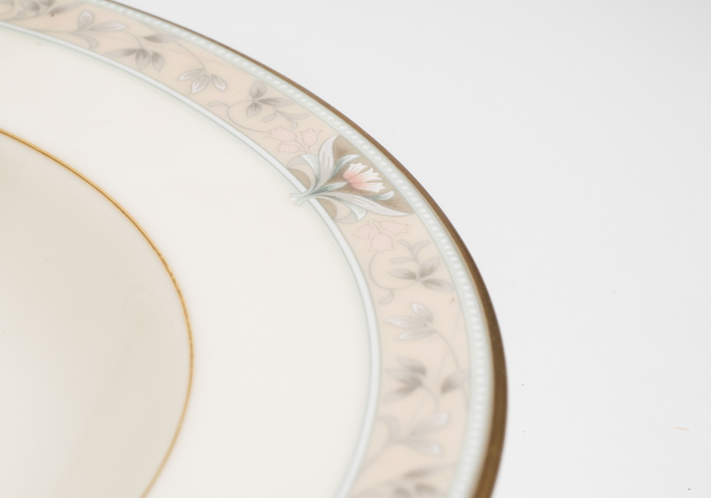 Mikasa "Grandville" China Assortment