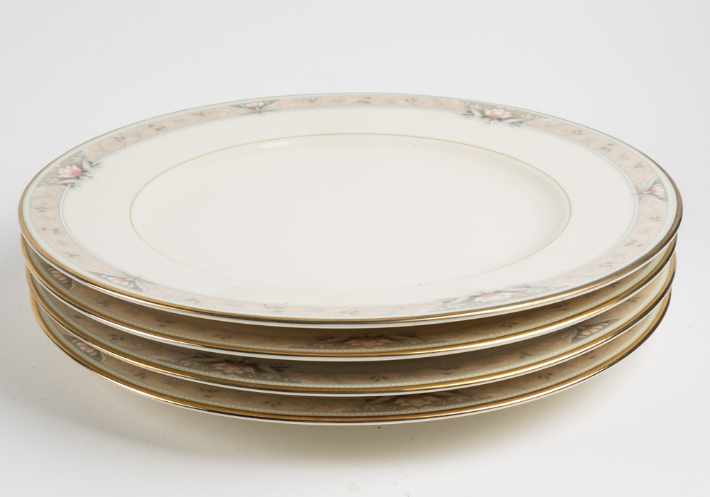 Mikasa "Grandville" China Assortment