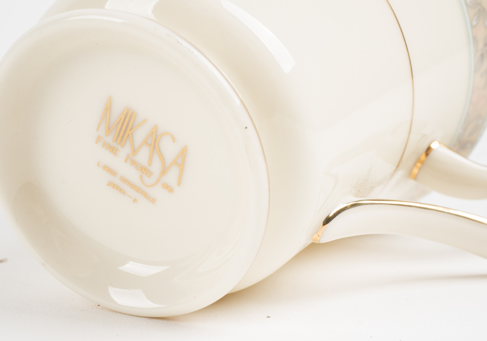 Mikasa "Grandville" China Assortment