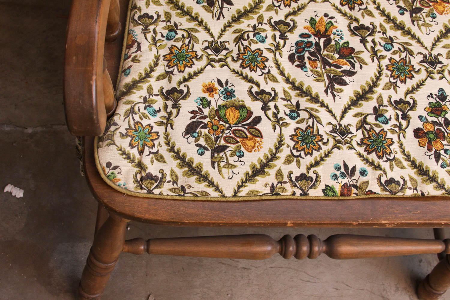 Wooden Maple Finished Bench