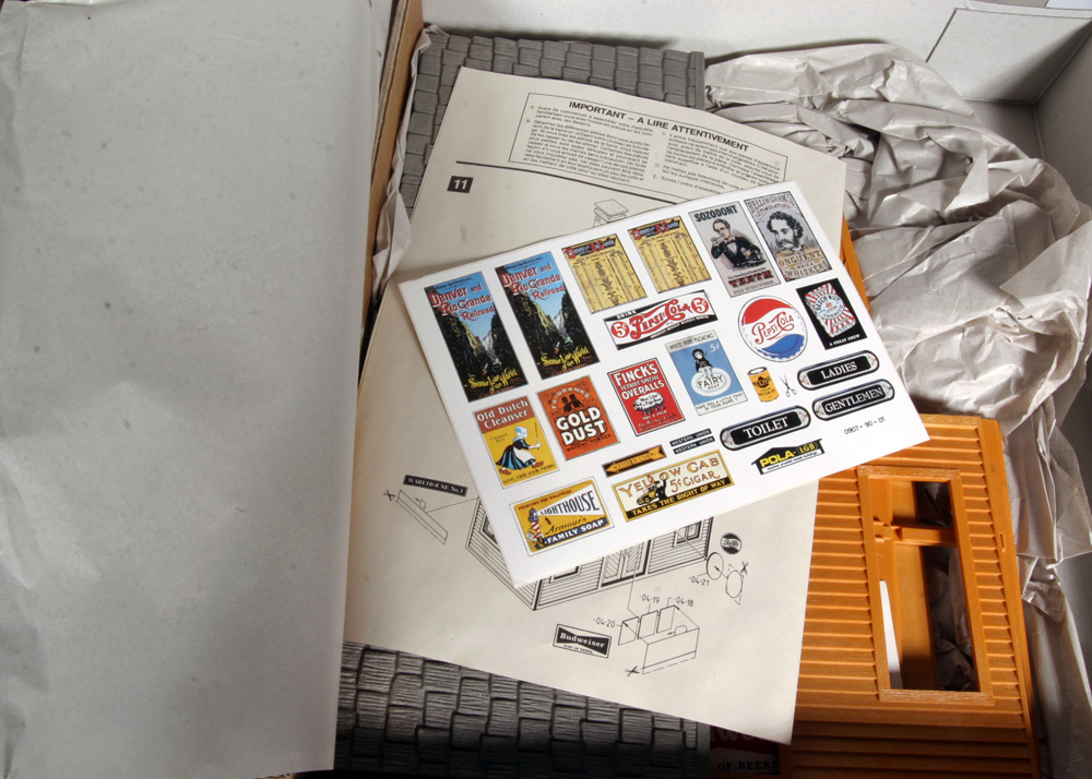 LGB Model Power Budweiser Warehouse "G" Scale Model Kit