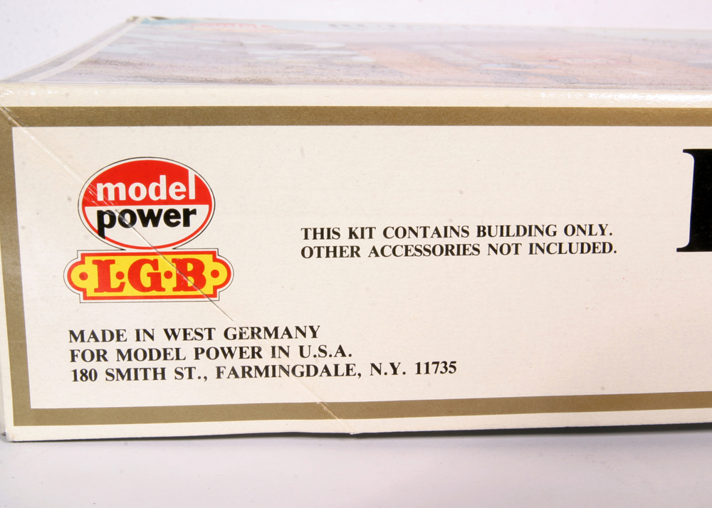 LGB Model Power Budweiser Warehouse "G" Scale Model Kit