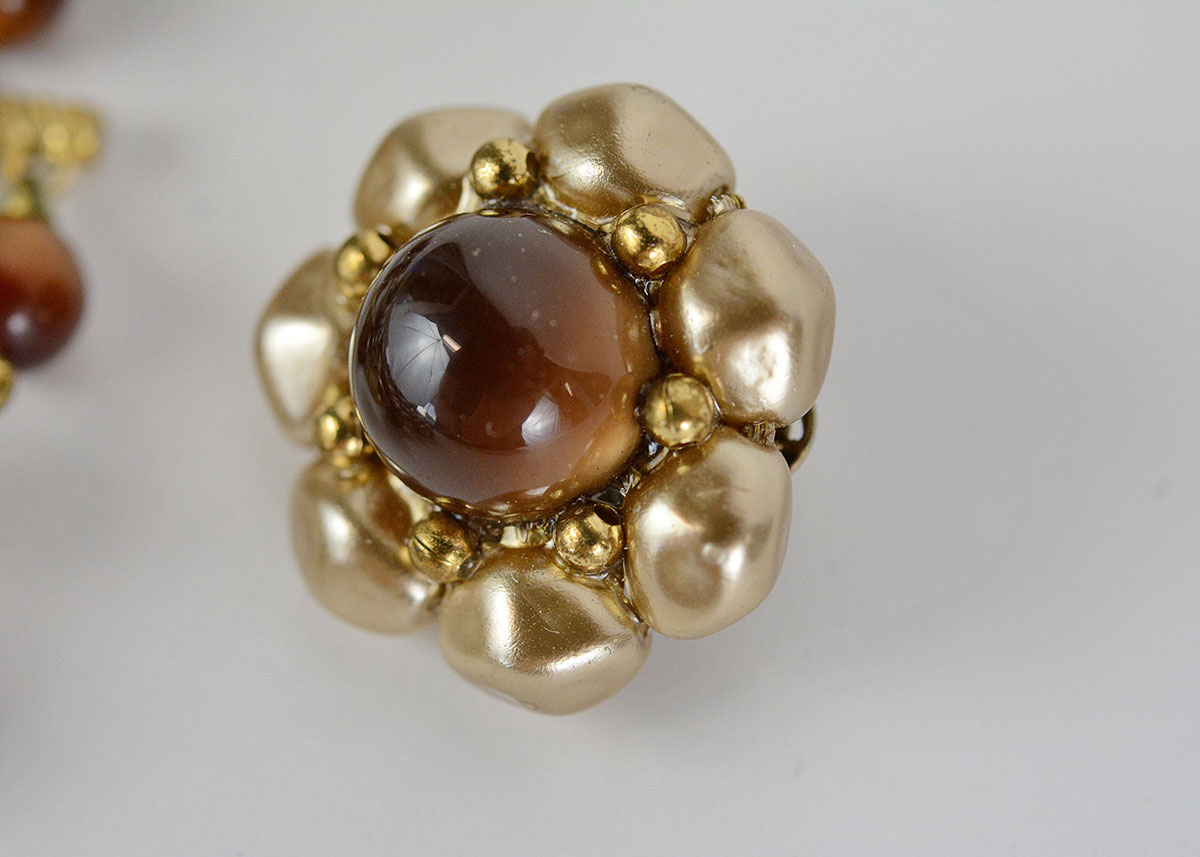 Vintage Brown and Champagne Necklace and Earring Demi-Parure