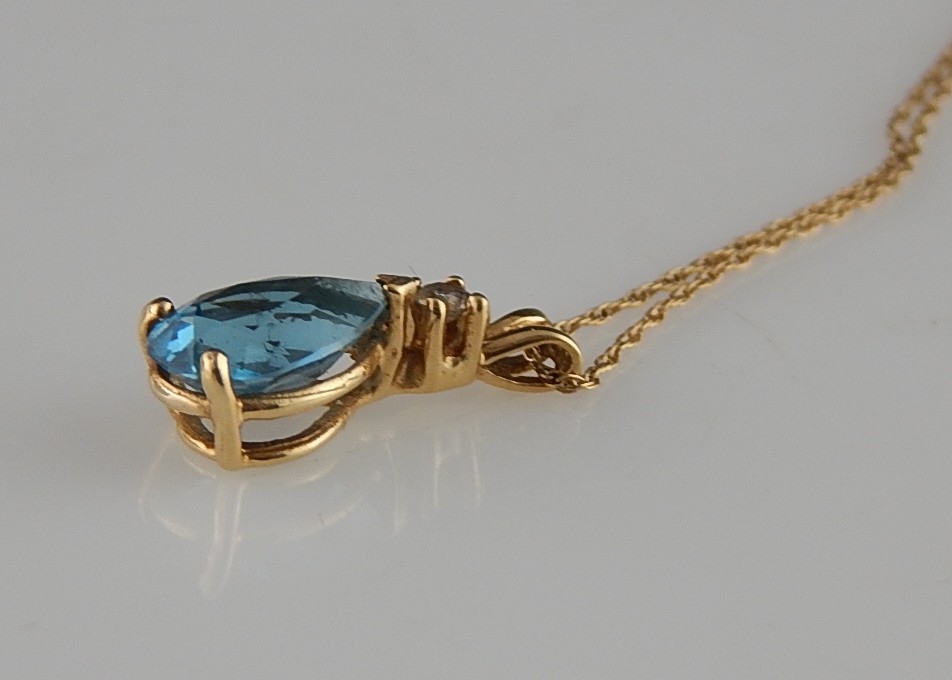 14K YG Chain Necklace with Blue Topaz and Diamond Pendant