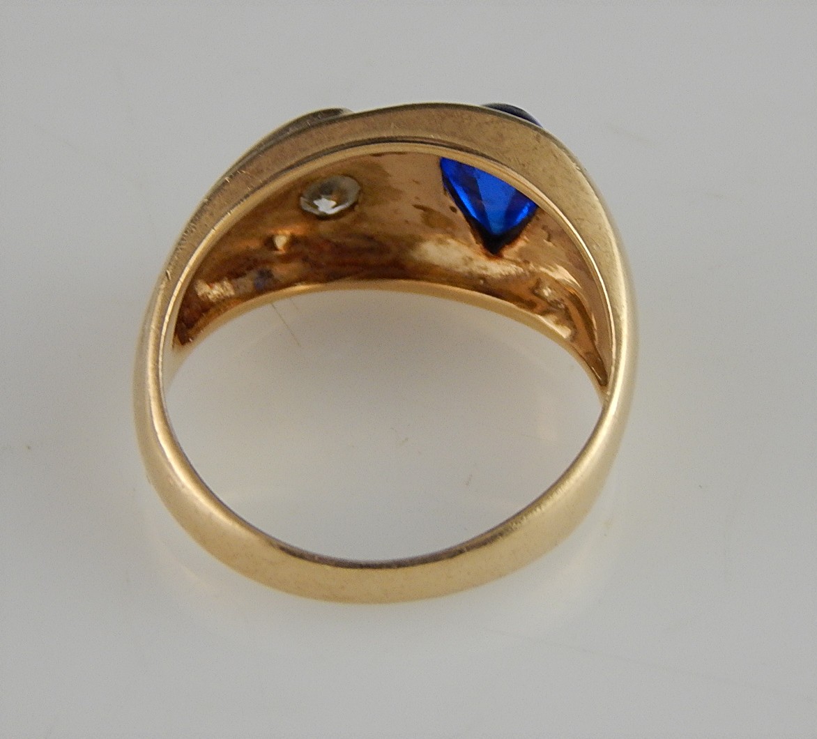 14K YG Diamond and Imitation Sapphire Gentlemen's Ring