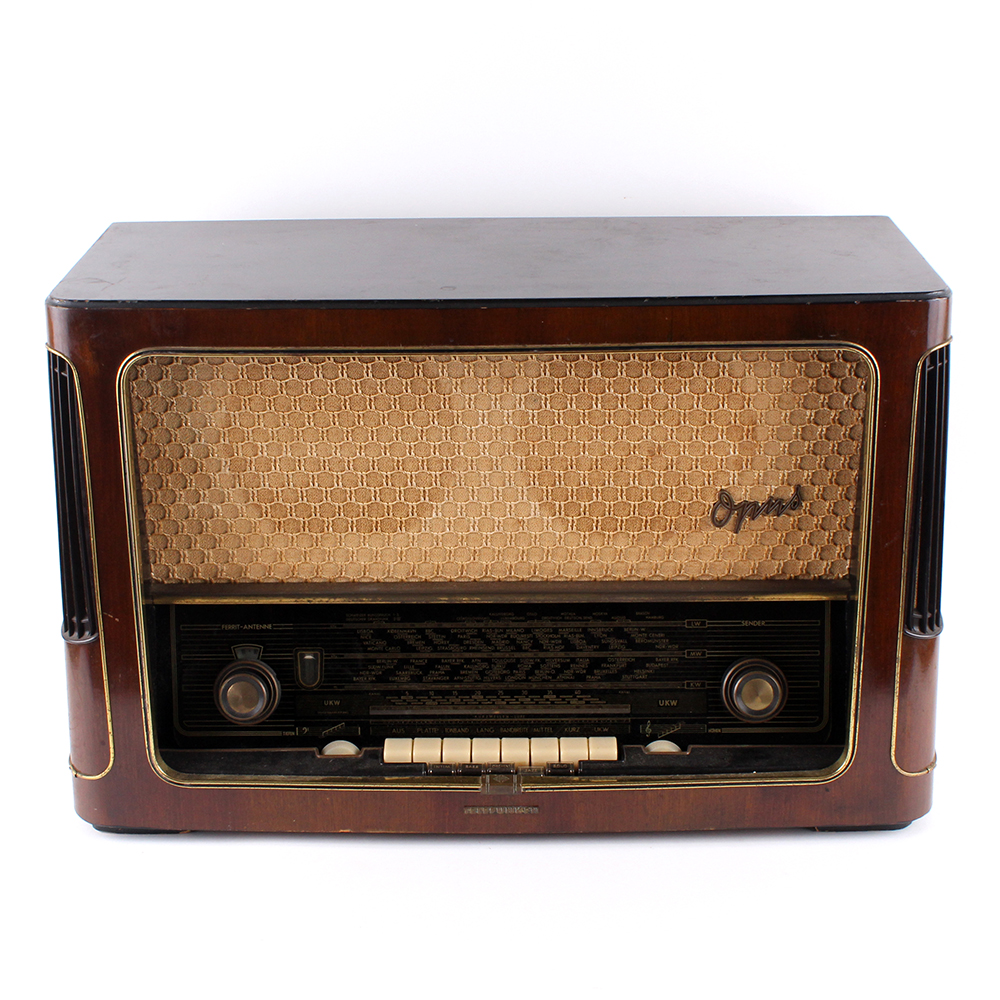 Vintage West German Telefunken Opus 7 Radio