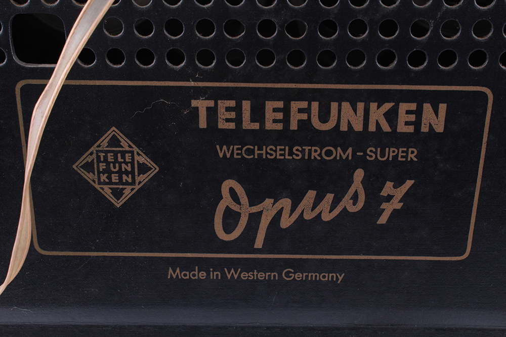 Vintage West German Telefunken Opus 7 Radio