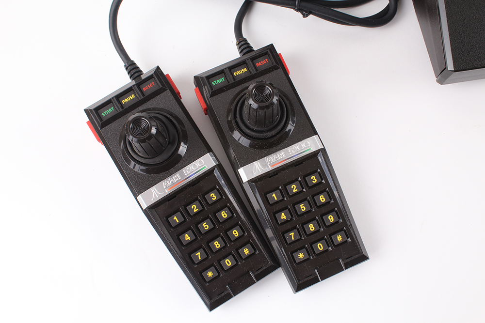 Original Atari 5200 Supersystem Console and Pac-man Game Cartridge