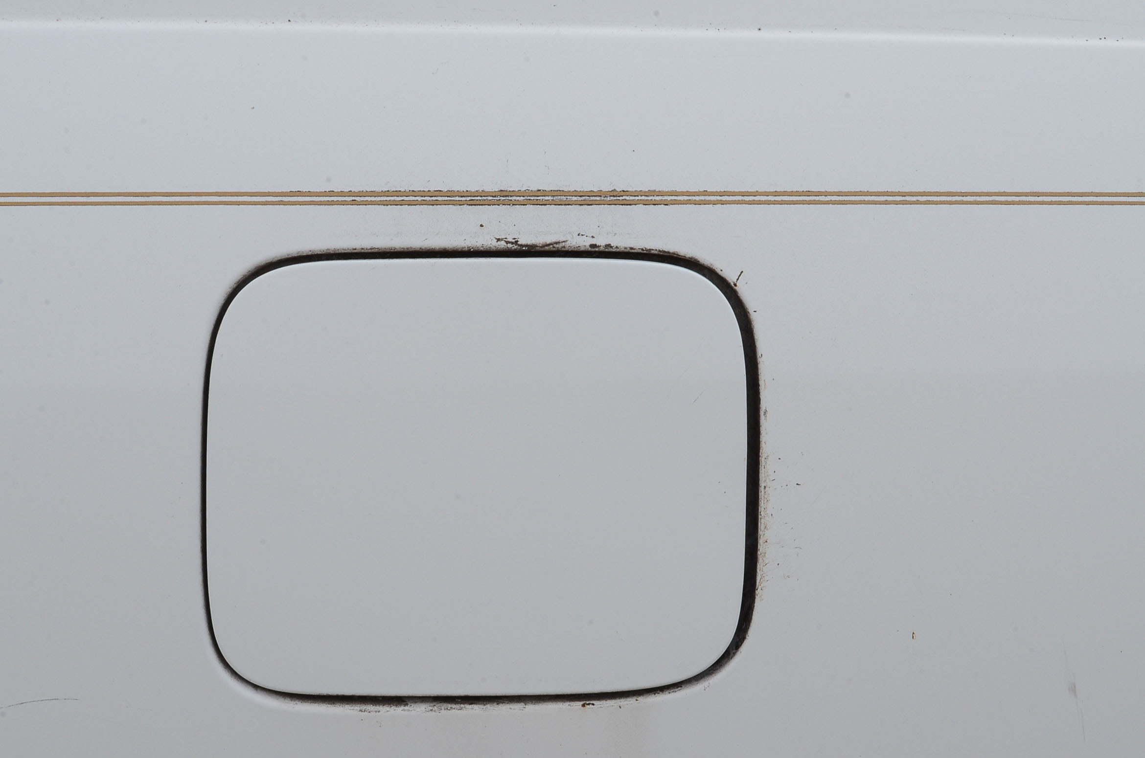 1999 White Toyota Camry LE