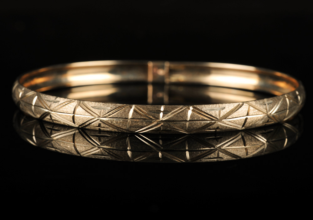 10K Yellow Gold Bangle Bracelet