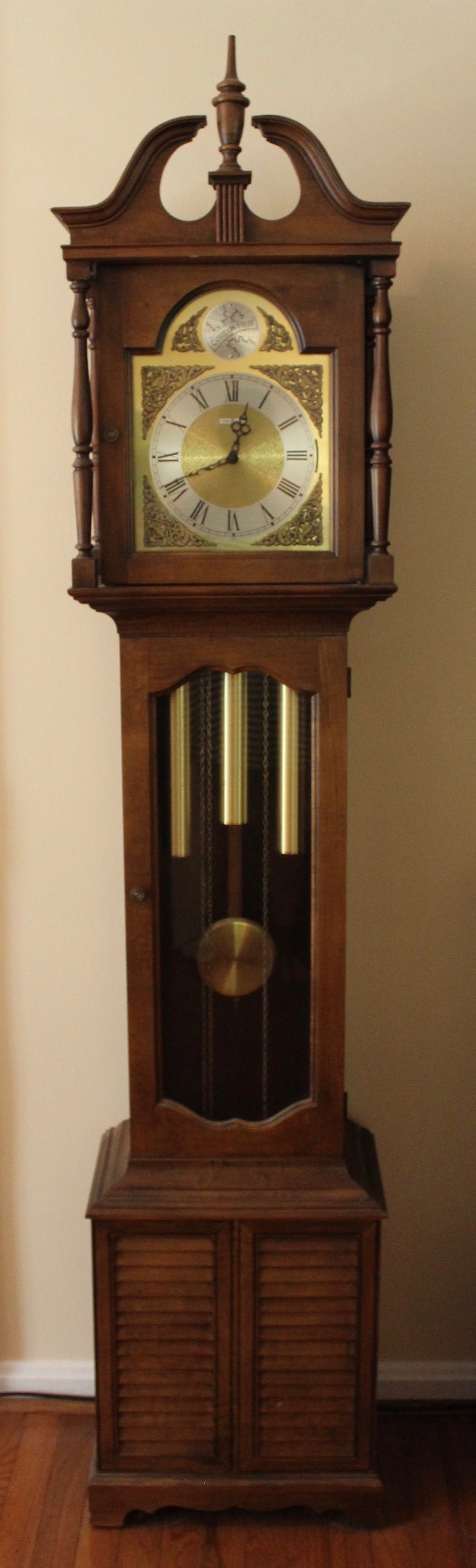 Vintage 1976 Howard Miller Grandfather Clock
