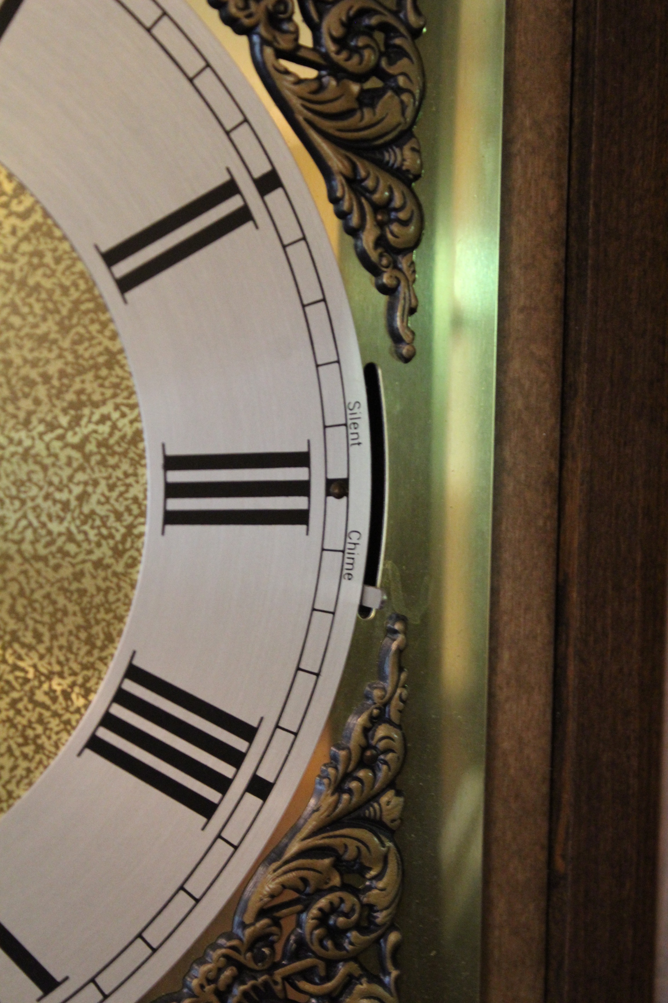 Vintage 1976 Howard Miller Grandfather Clock