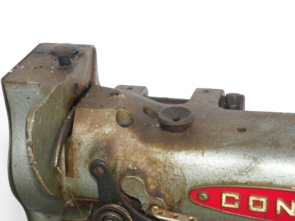 Consew 225 Industrial Sewing Machine