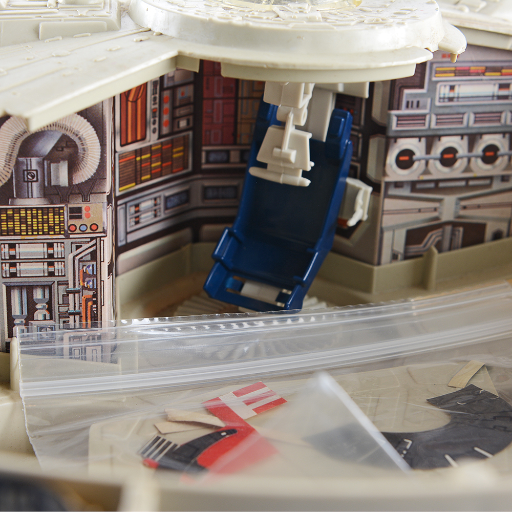 1979 Vintage Star Wars Millennium Falcon Toy