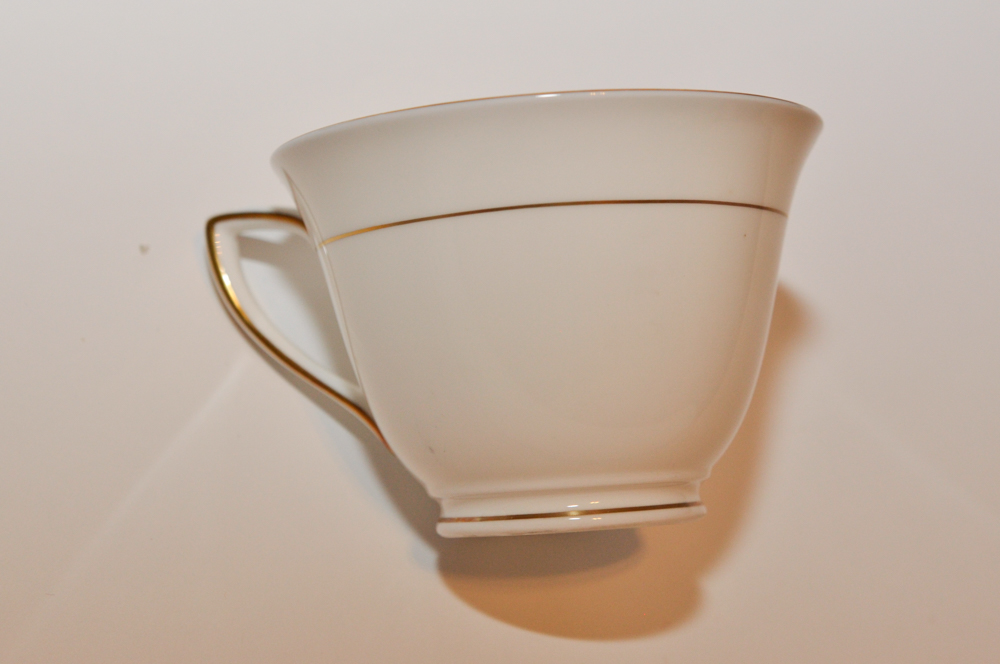 Collection of Royal Worcester "Viceroy Gold" Fine Bone China