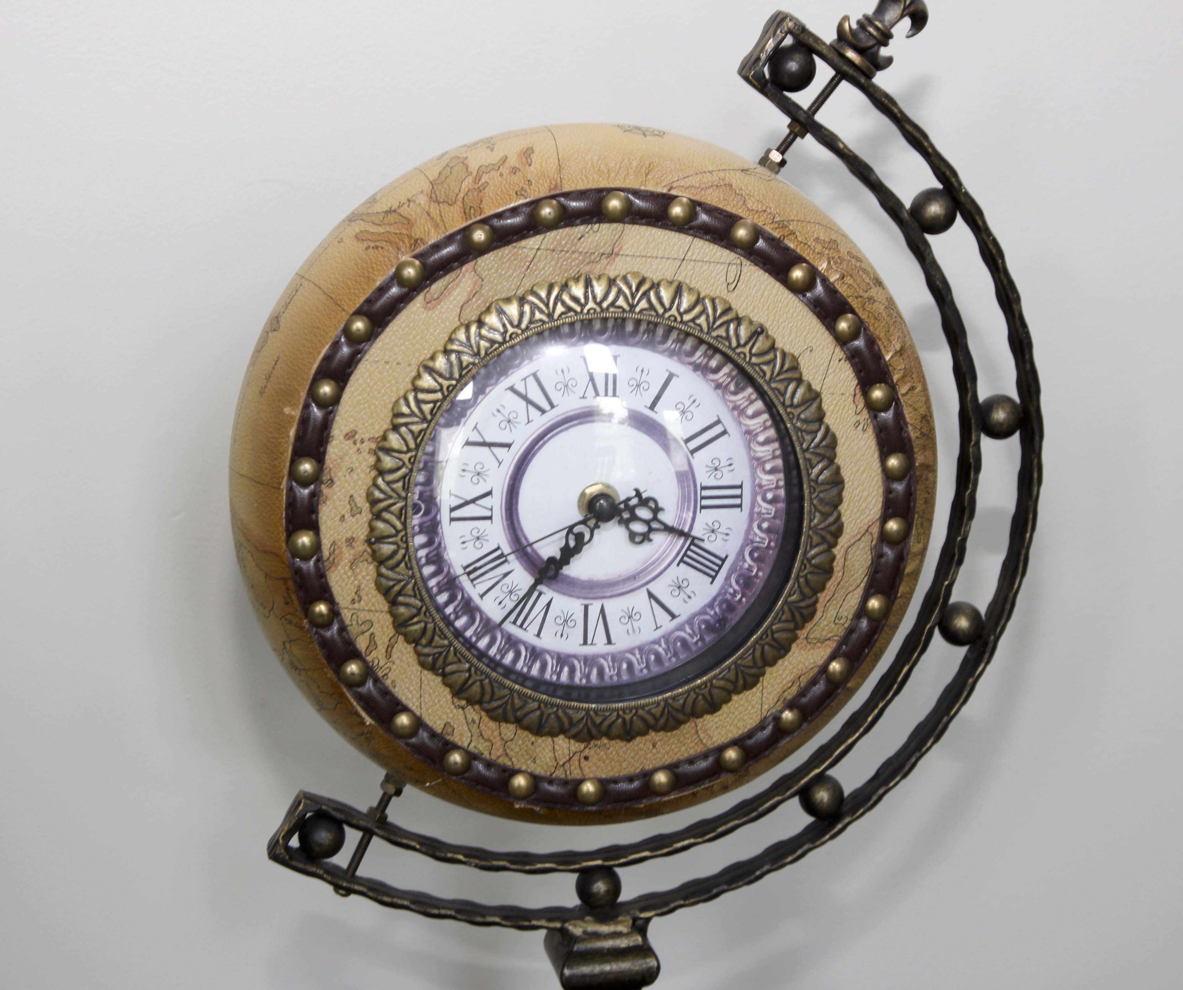 Accent Table and Table Clock