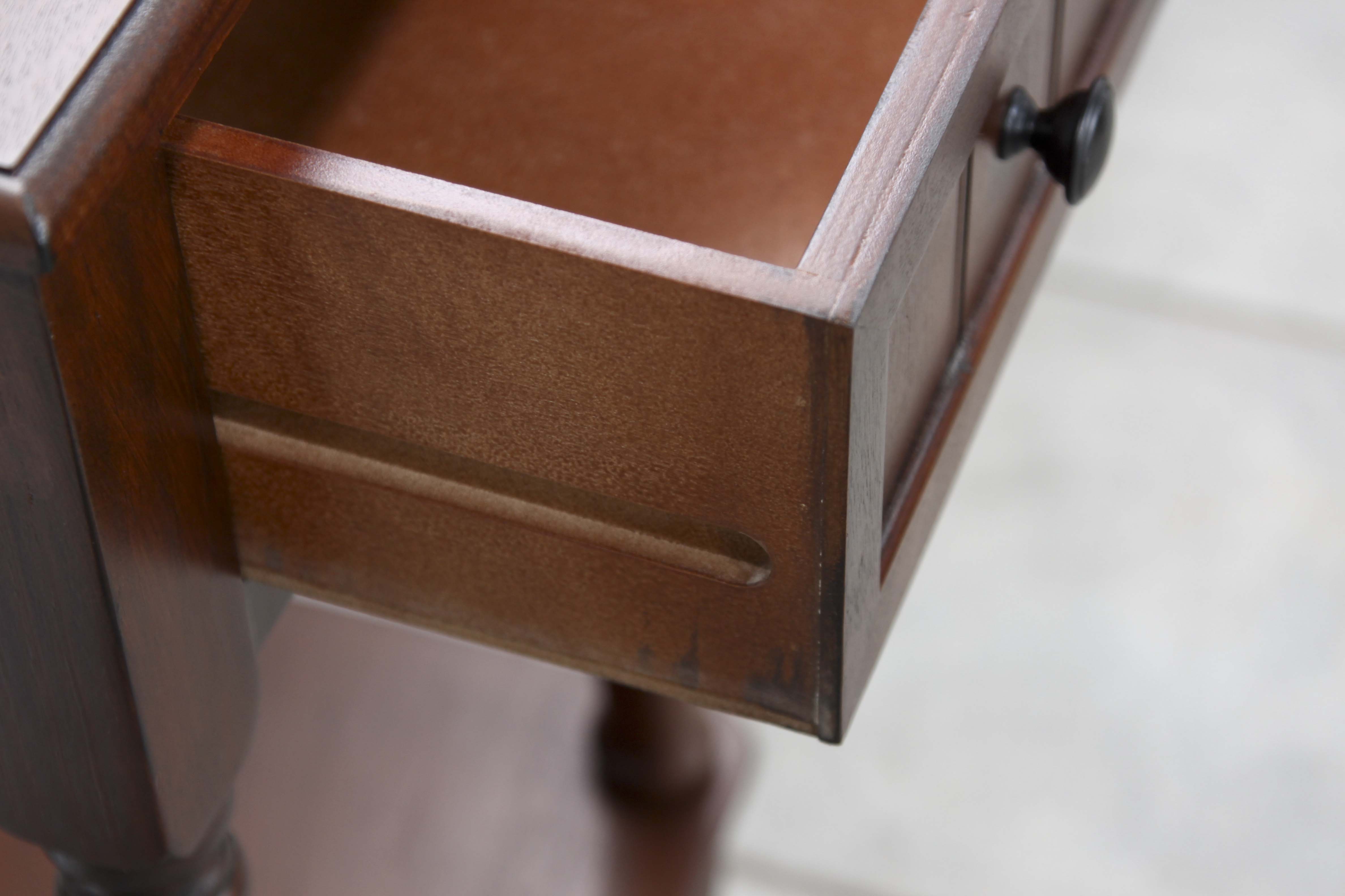 Accent Table and Table Clock