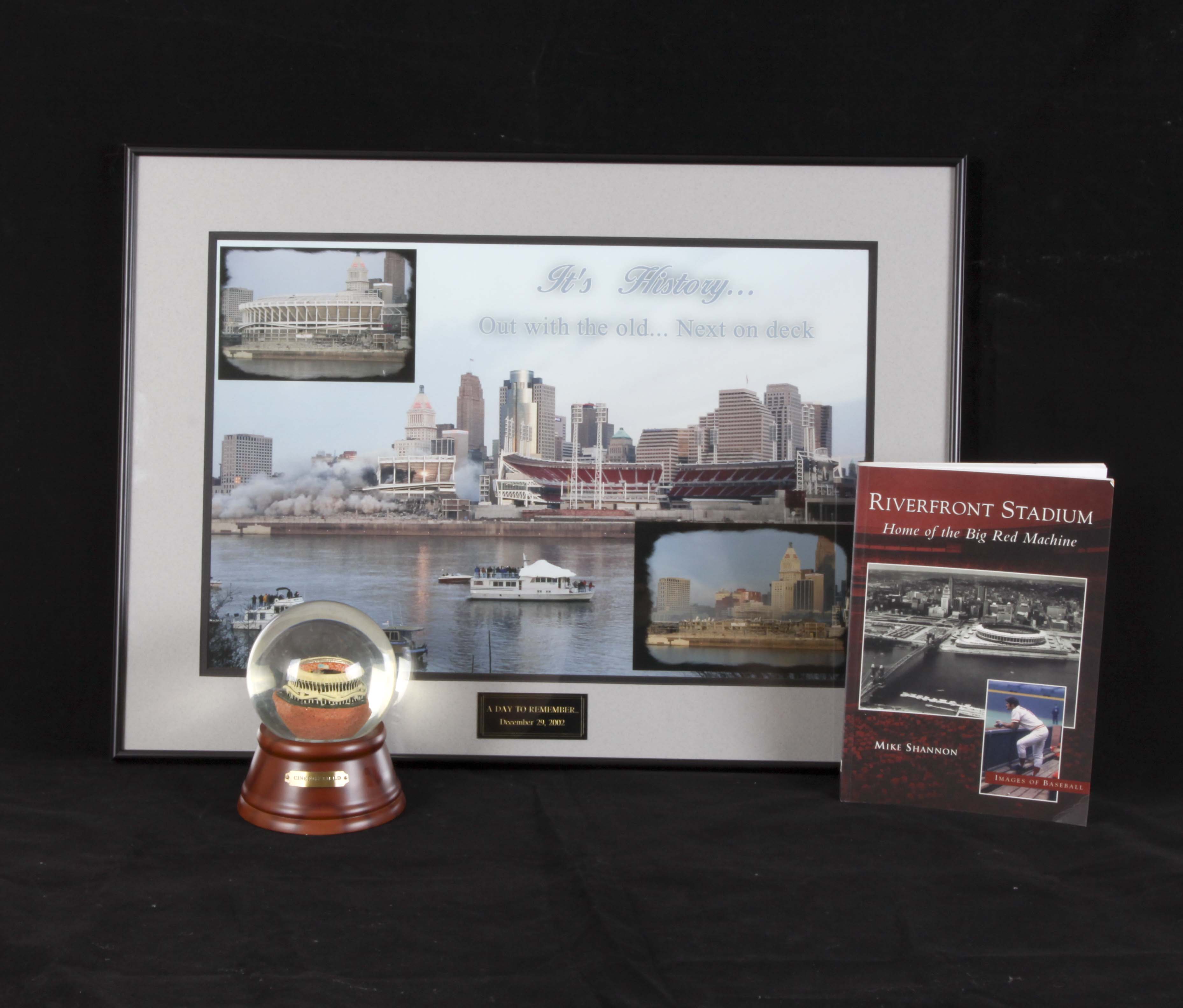 Cincinnati's Cinergy Field/Riverfront Stadium Memorabilia