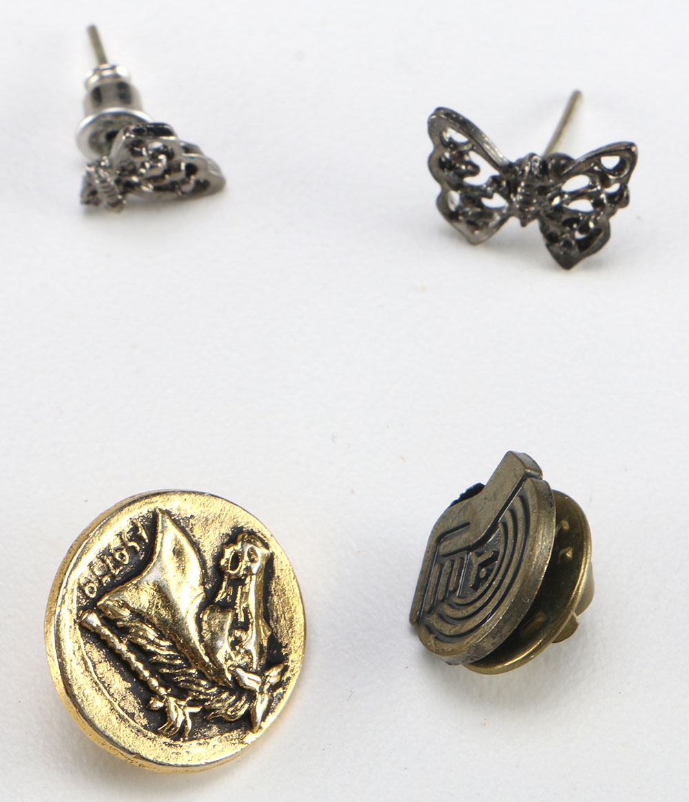 Assortment of Jewelry and Beads