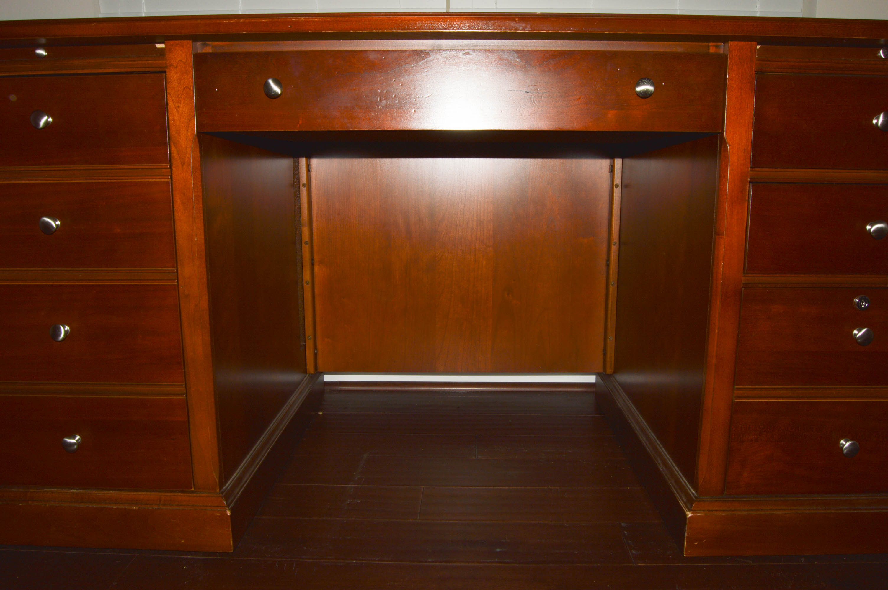 Thomasville Cherry Finish Desk