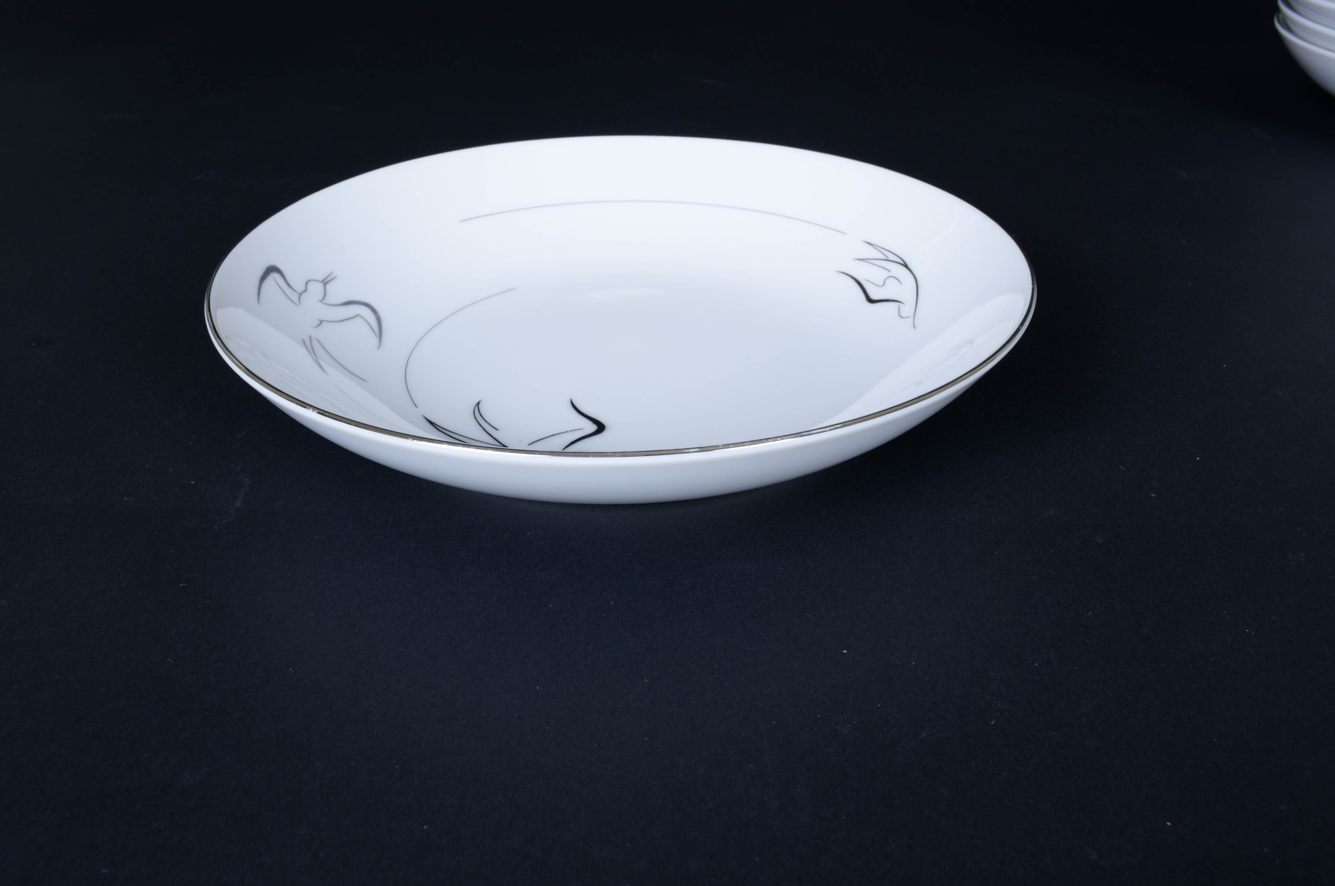 Set of Trend China Dinner Service China