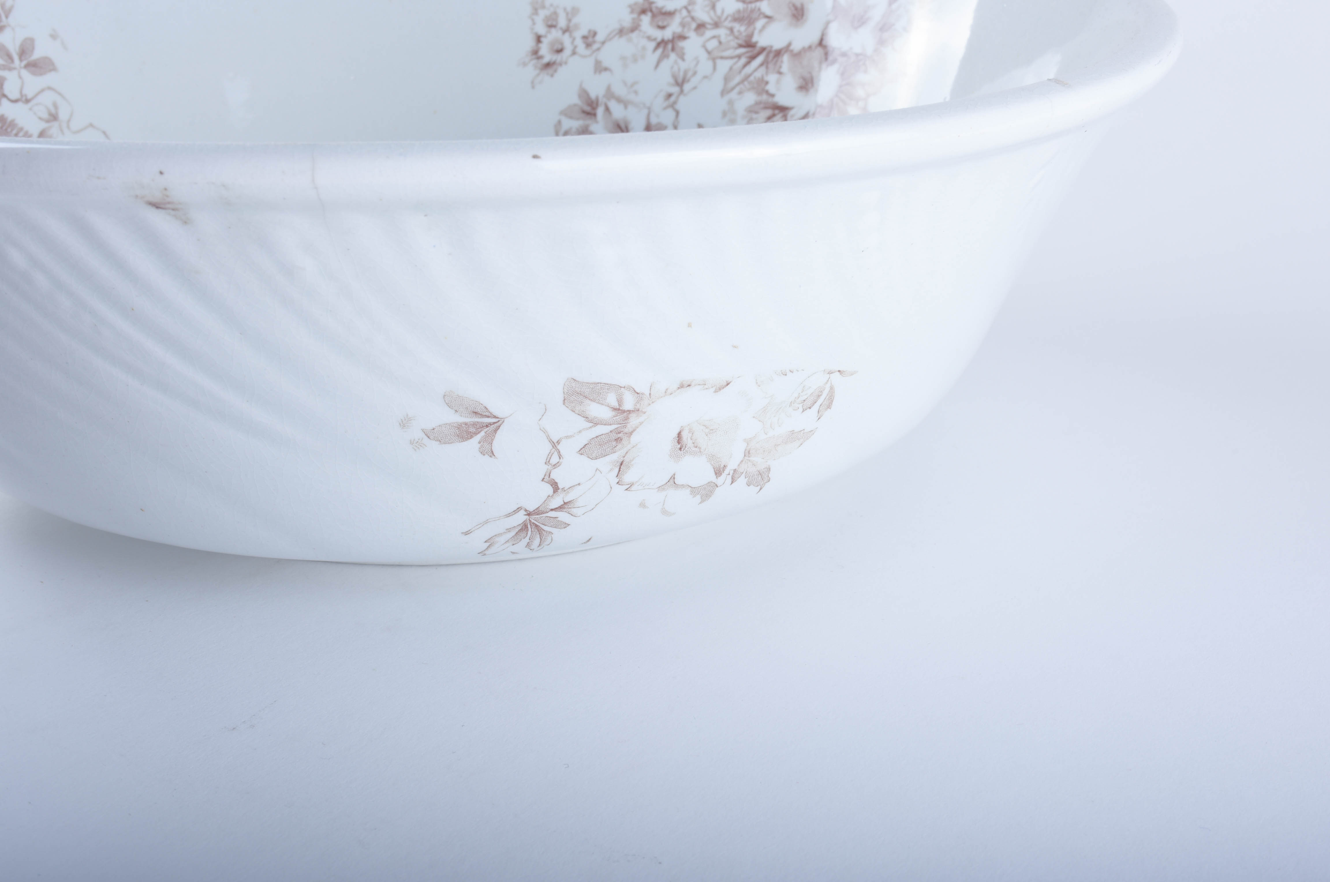 Vintage Wash Basins and Pitchers