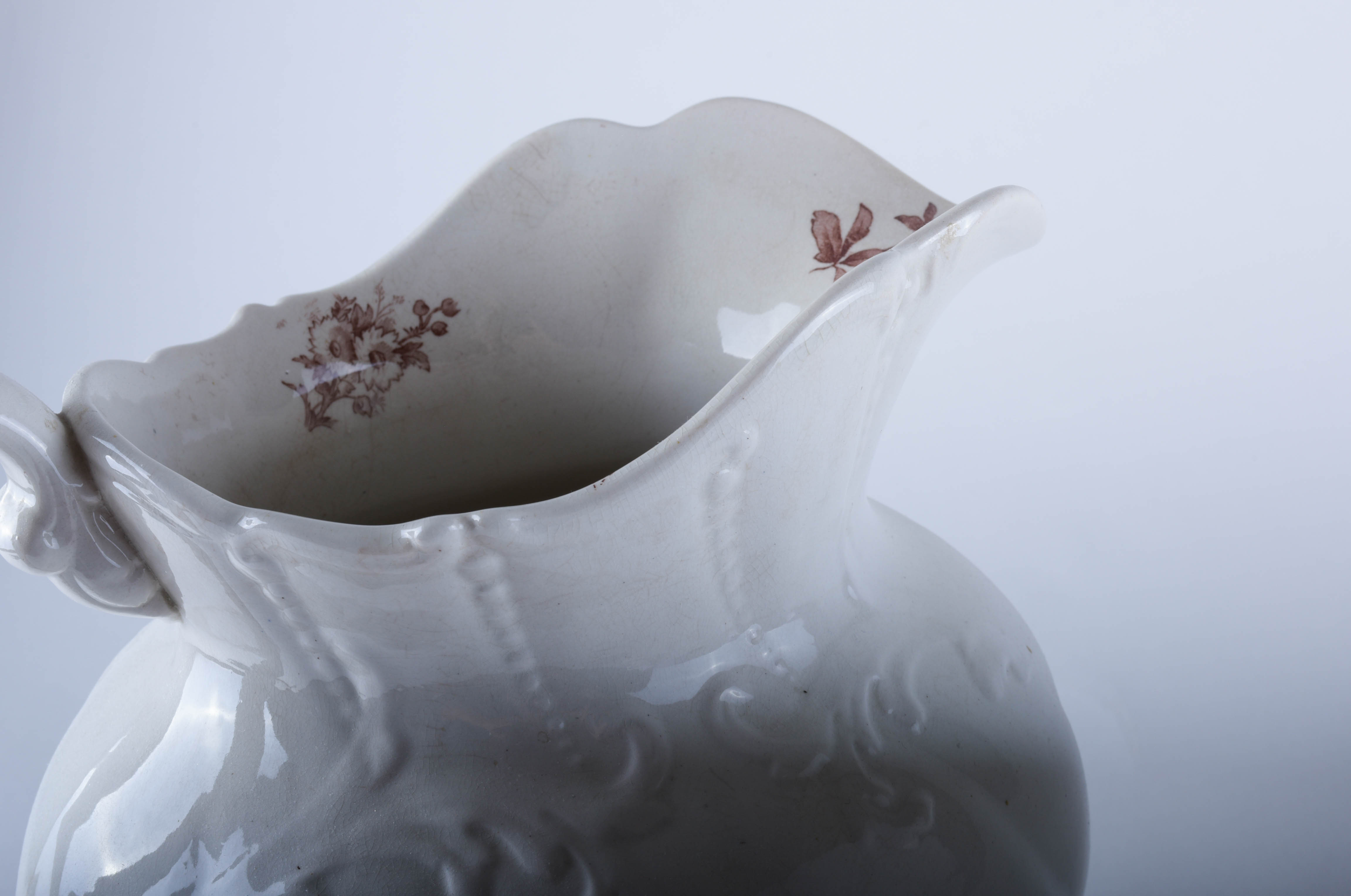 Vintage Wash Basins and Pitchers