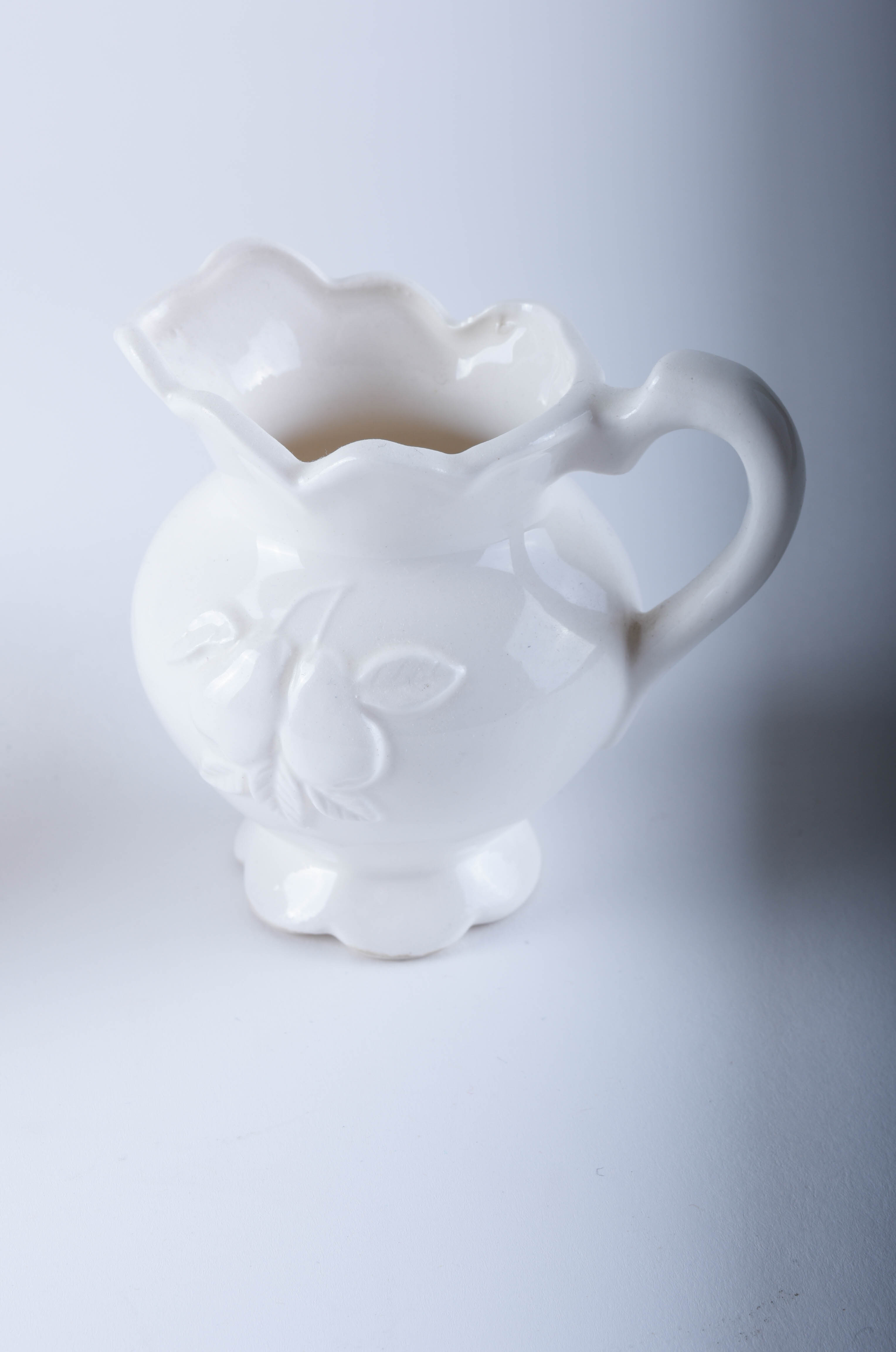 Vintage Wash Basins and Pitchers