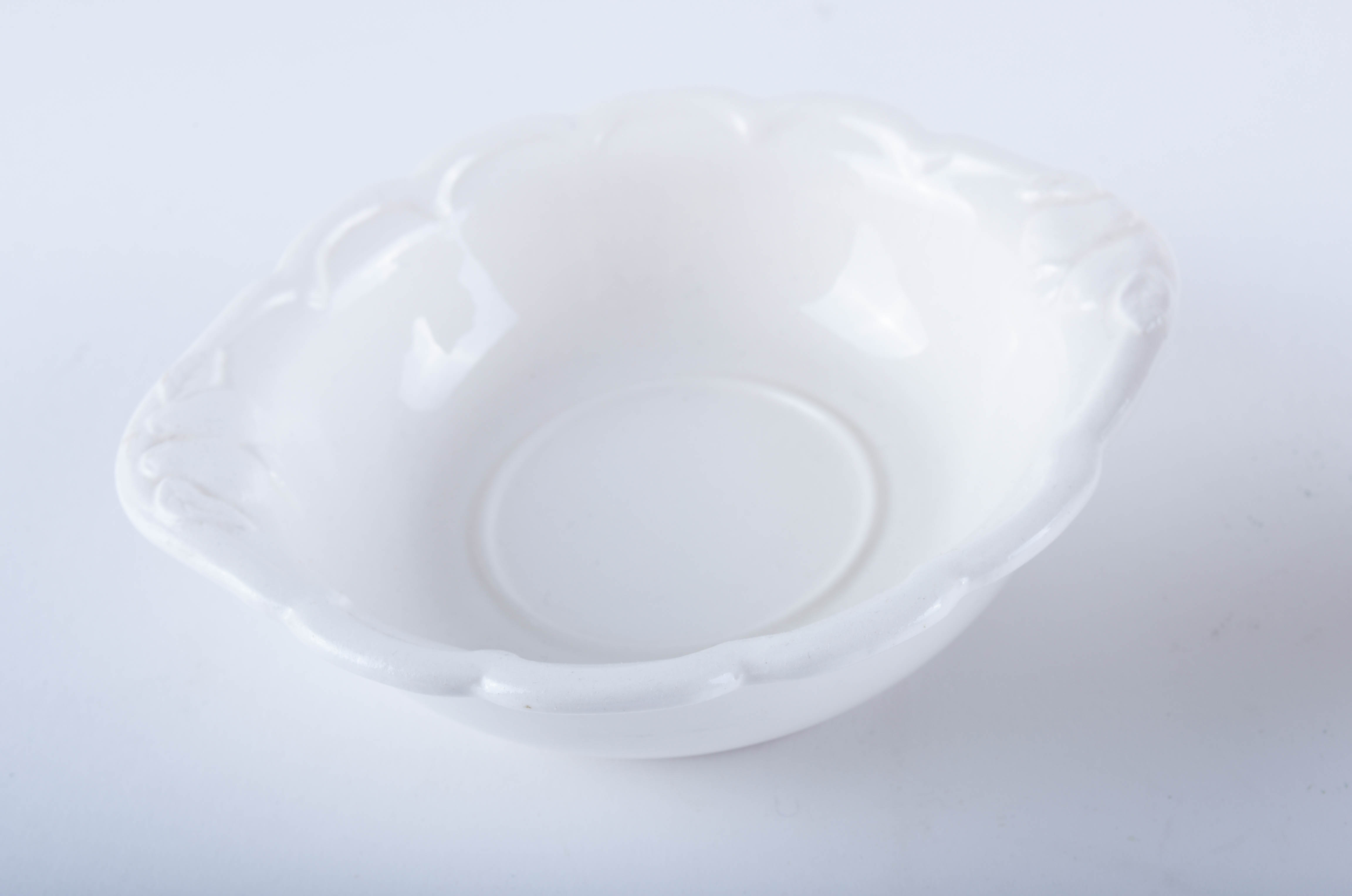 Vintage Wash Basins and Pitchers