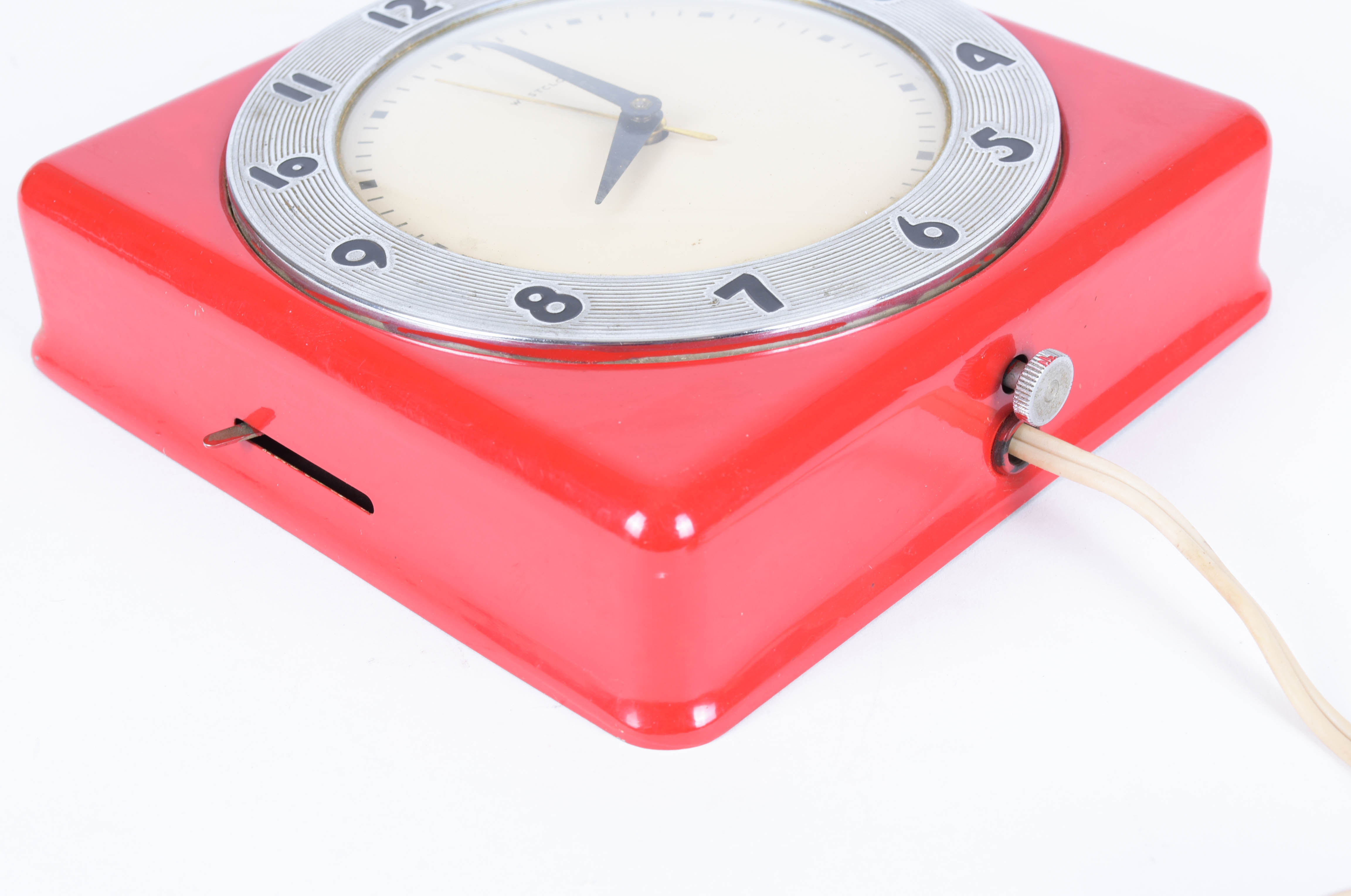 Circa 1950s Westclox "Belfast" Wall Clock