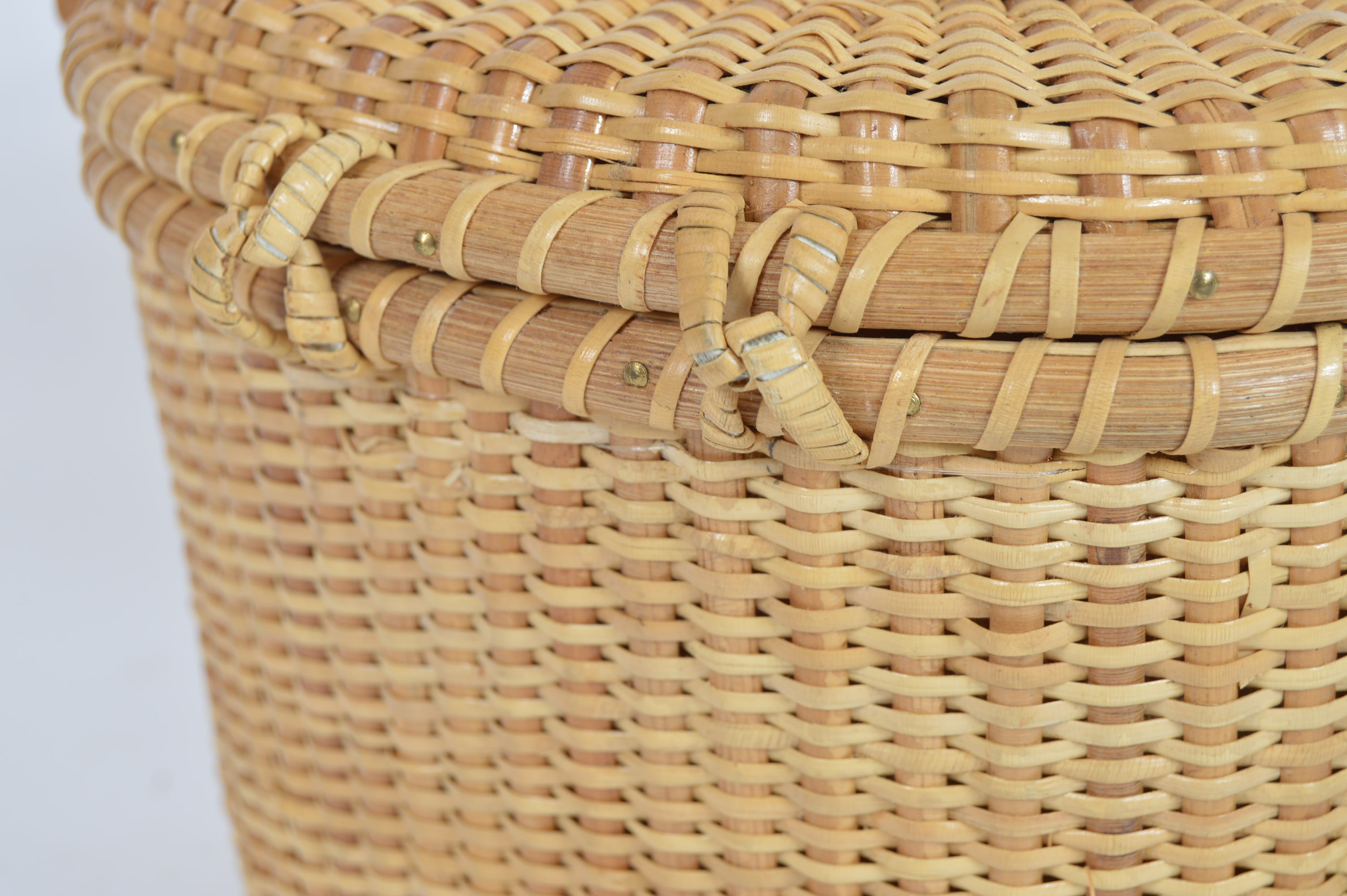 Ernest Nantucket Basket Style Whale Purse