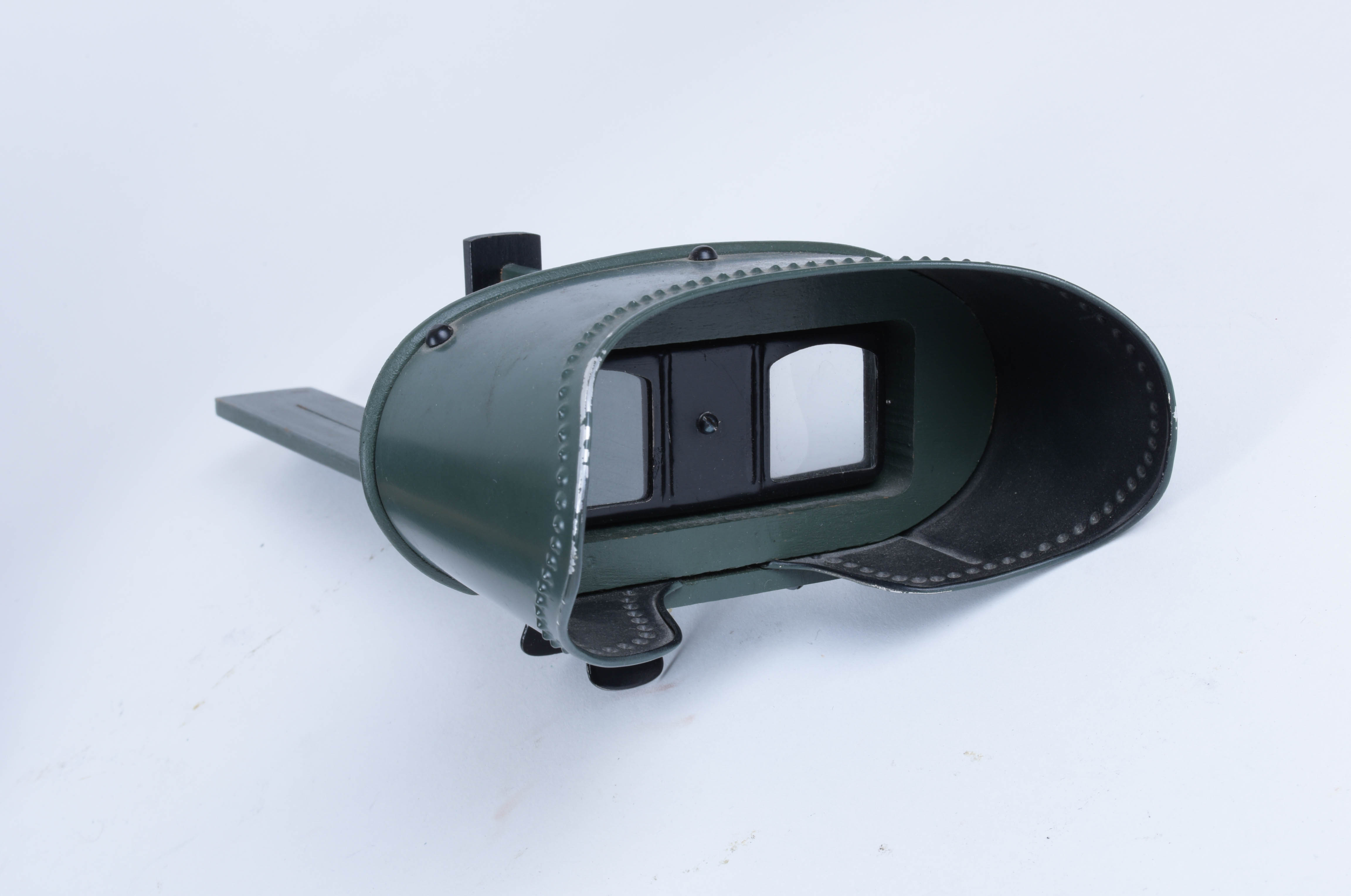 Keystone No. 35 Stereoscope, Stereoviews and Postcards in Case