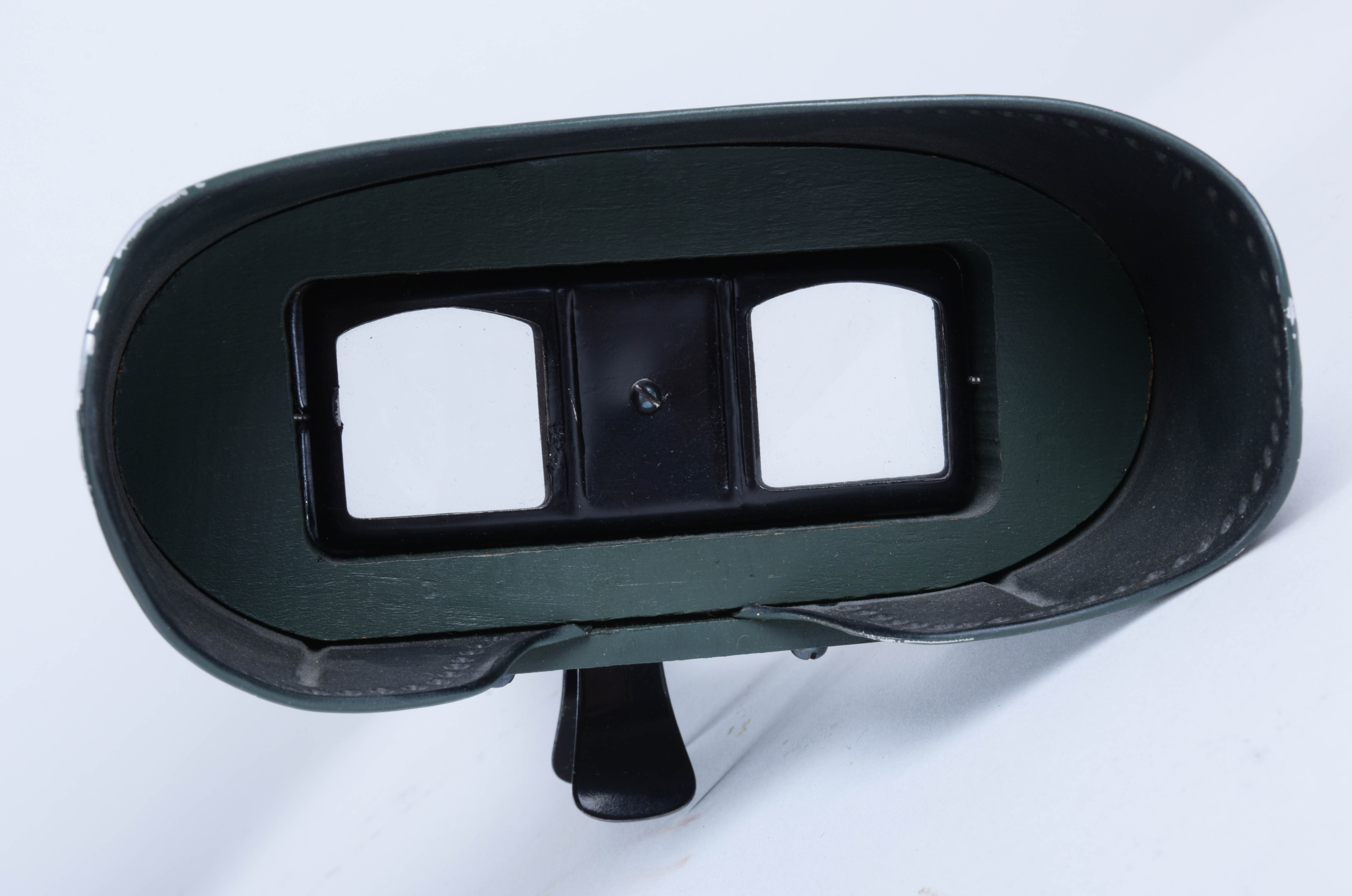 Keystone No. 35 Stereoscope, Stereoviews and Postcards in Case