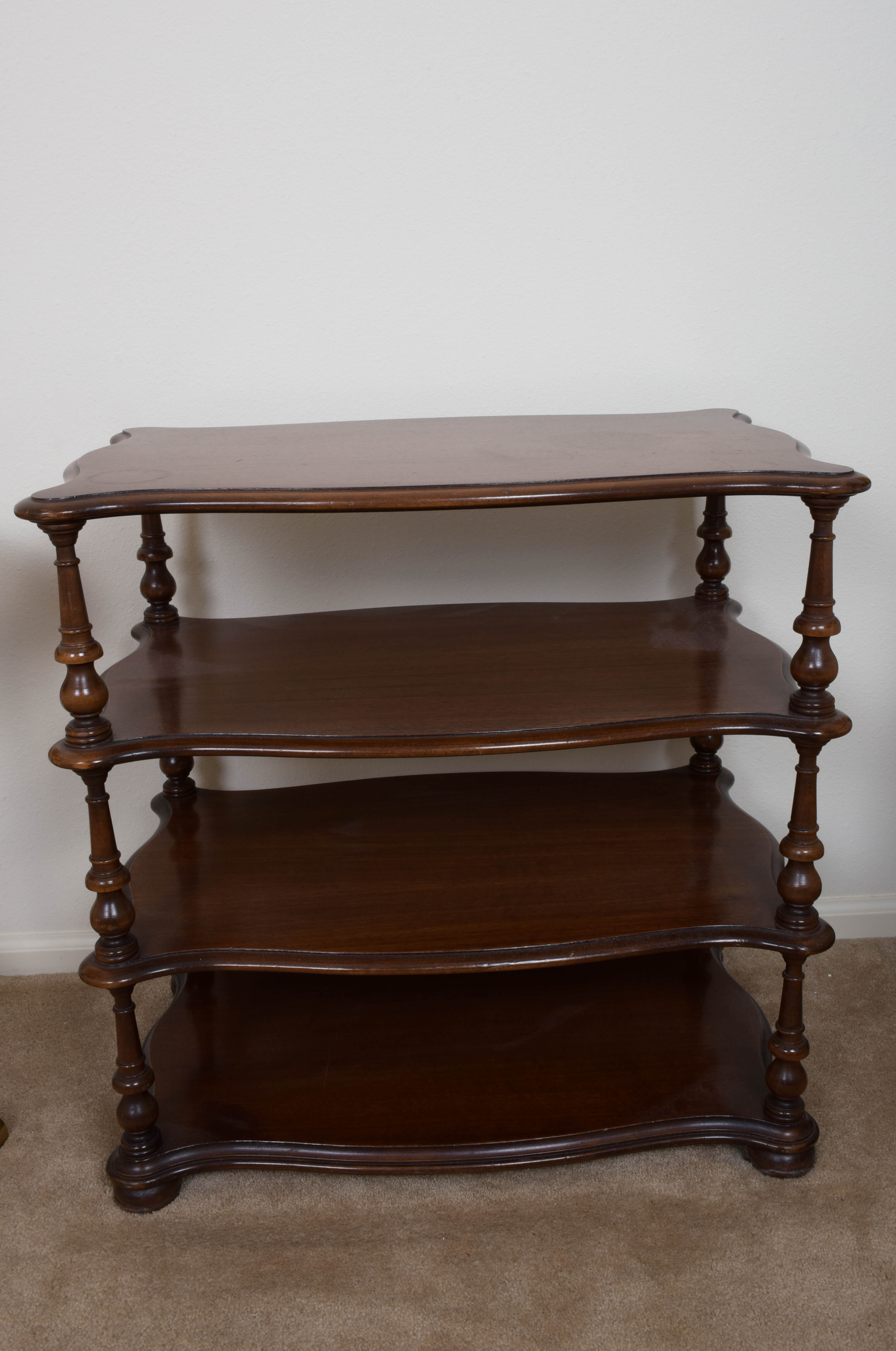 Hardwood Tables and Decor