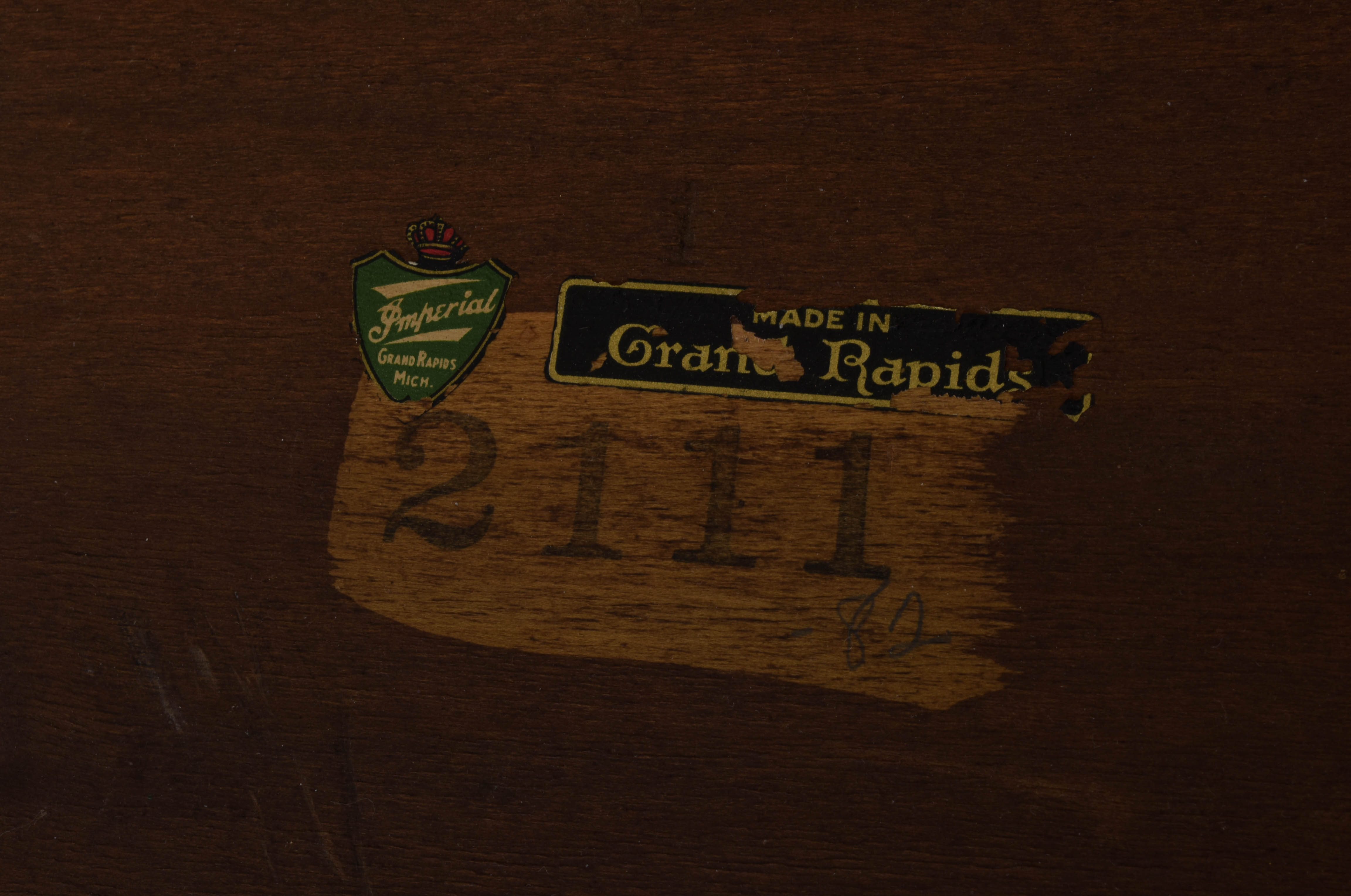 Hardwood Tables and Decor