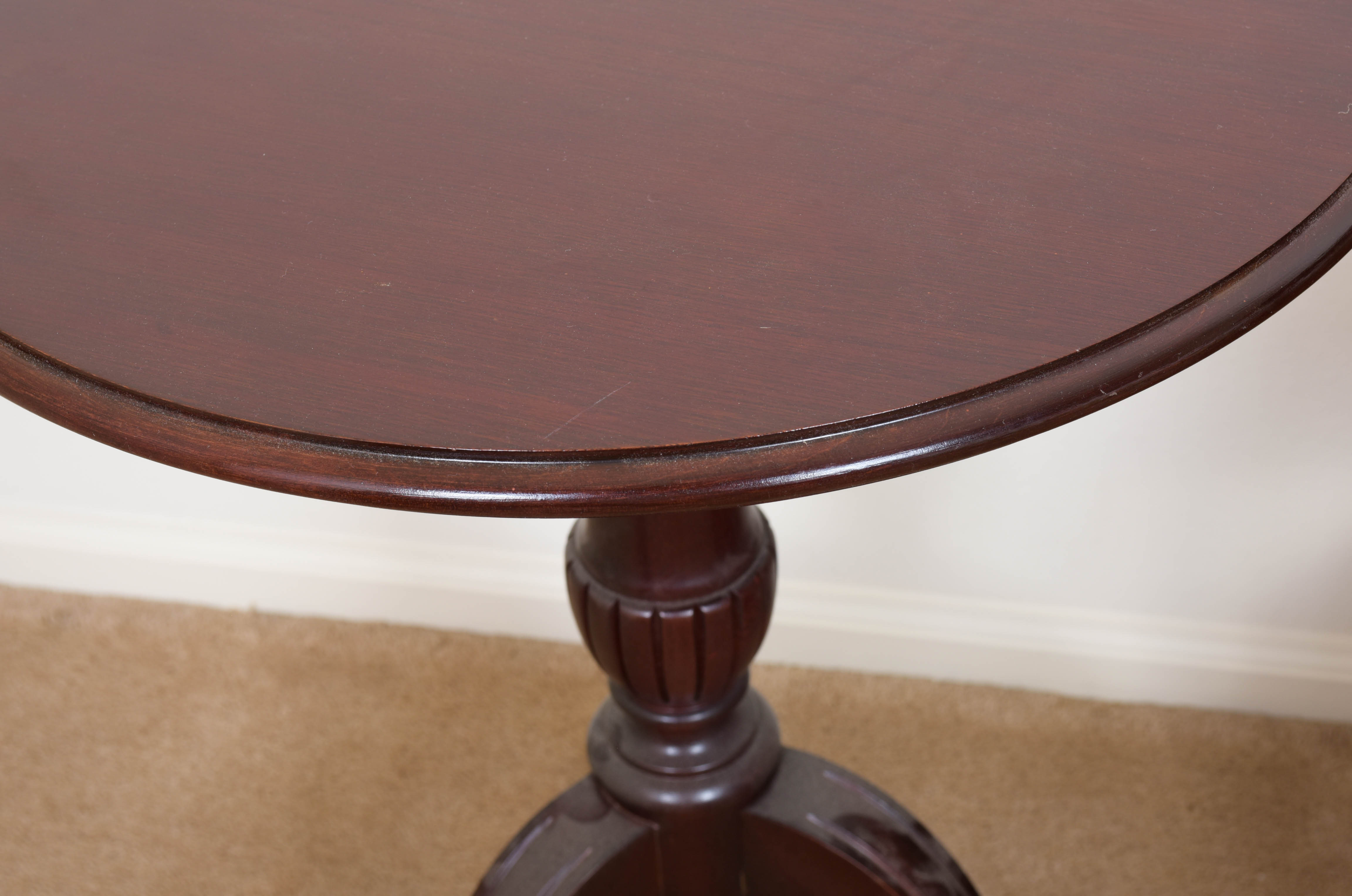 Hardwood Tables and Decor