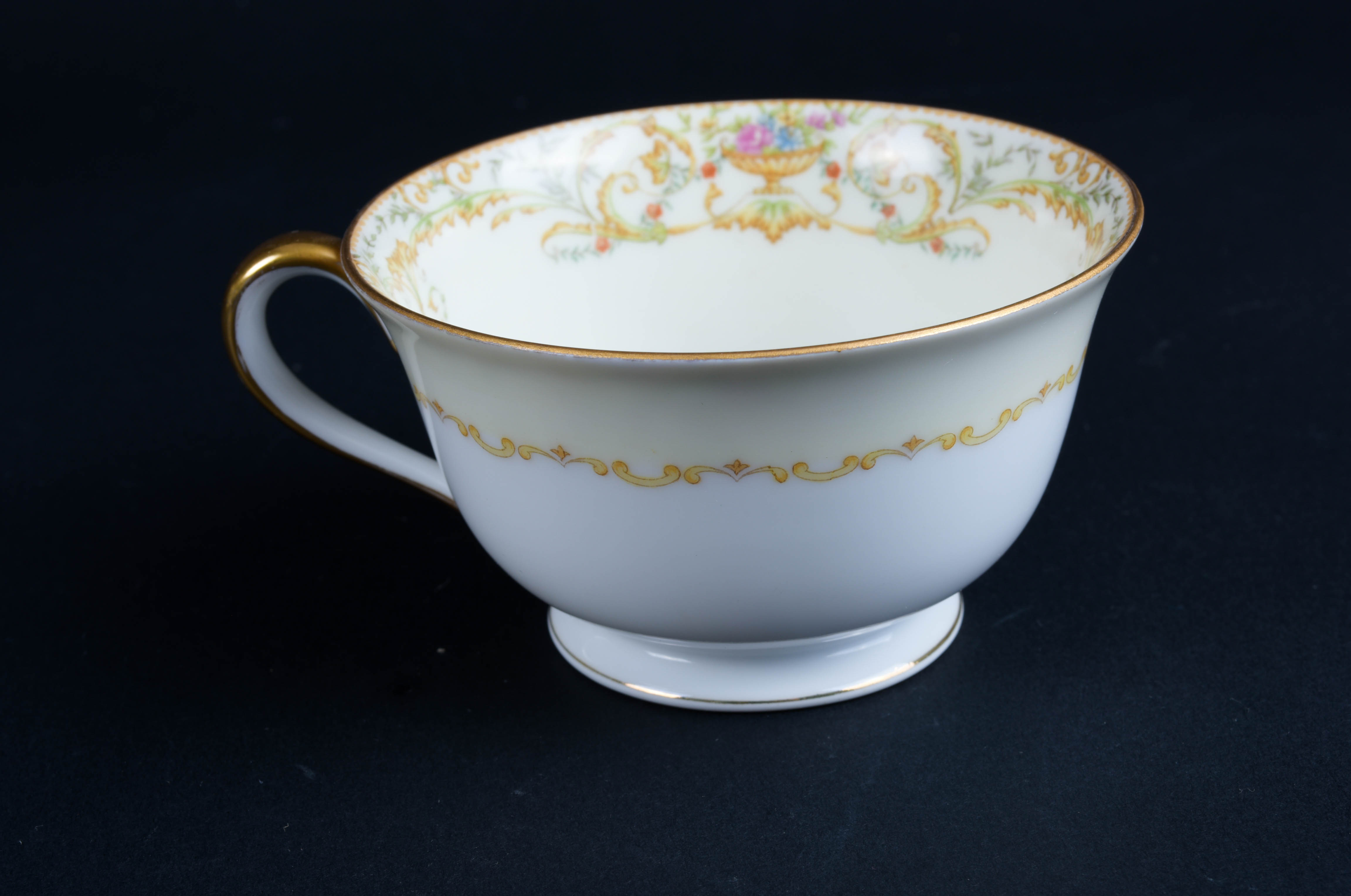 Noritake China Service Set