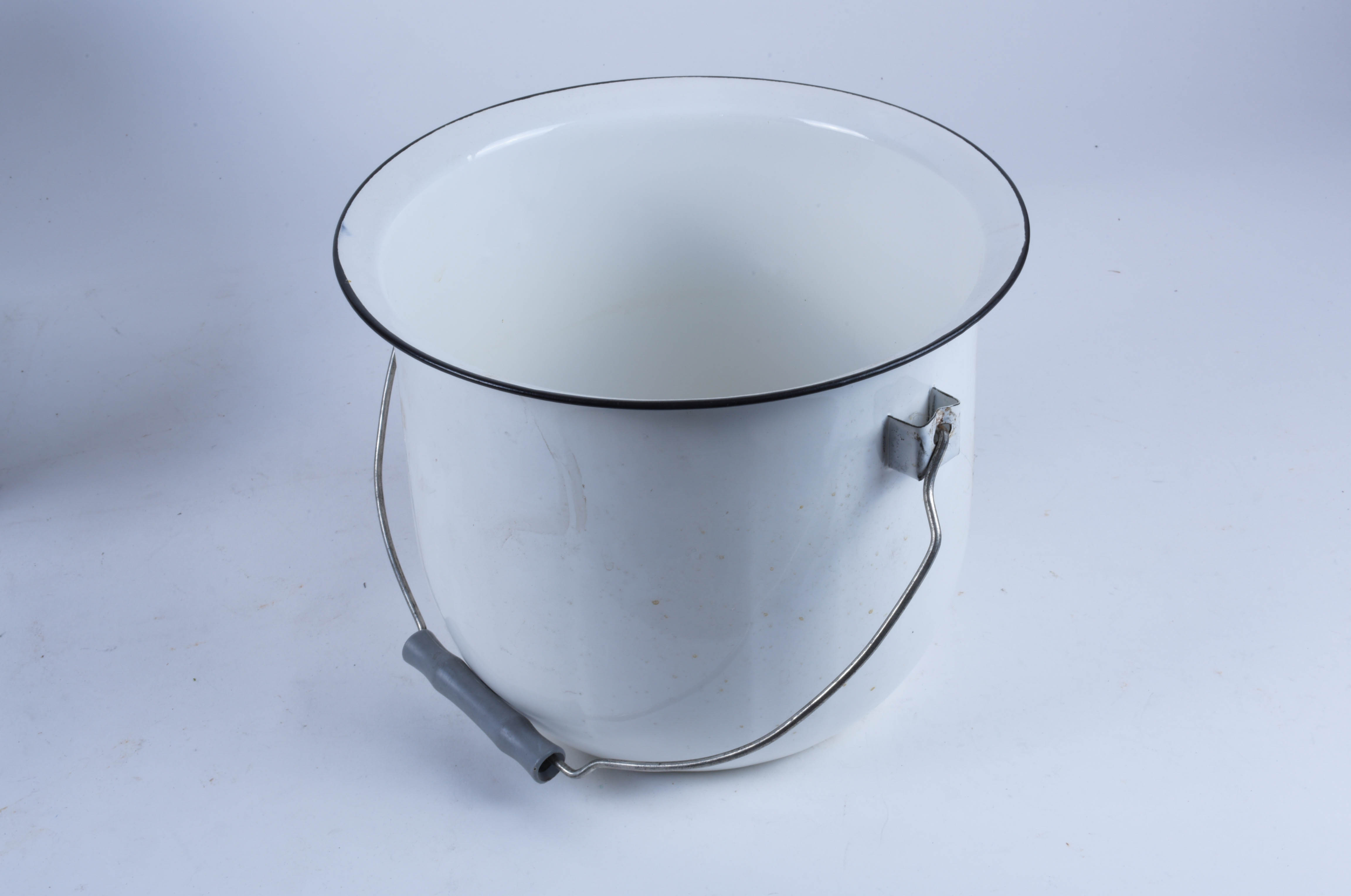 Vintage Enamel Kitchenware and "Jello" Tin Collection